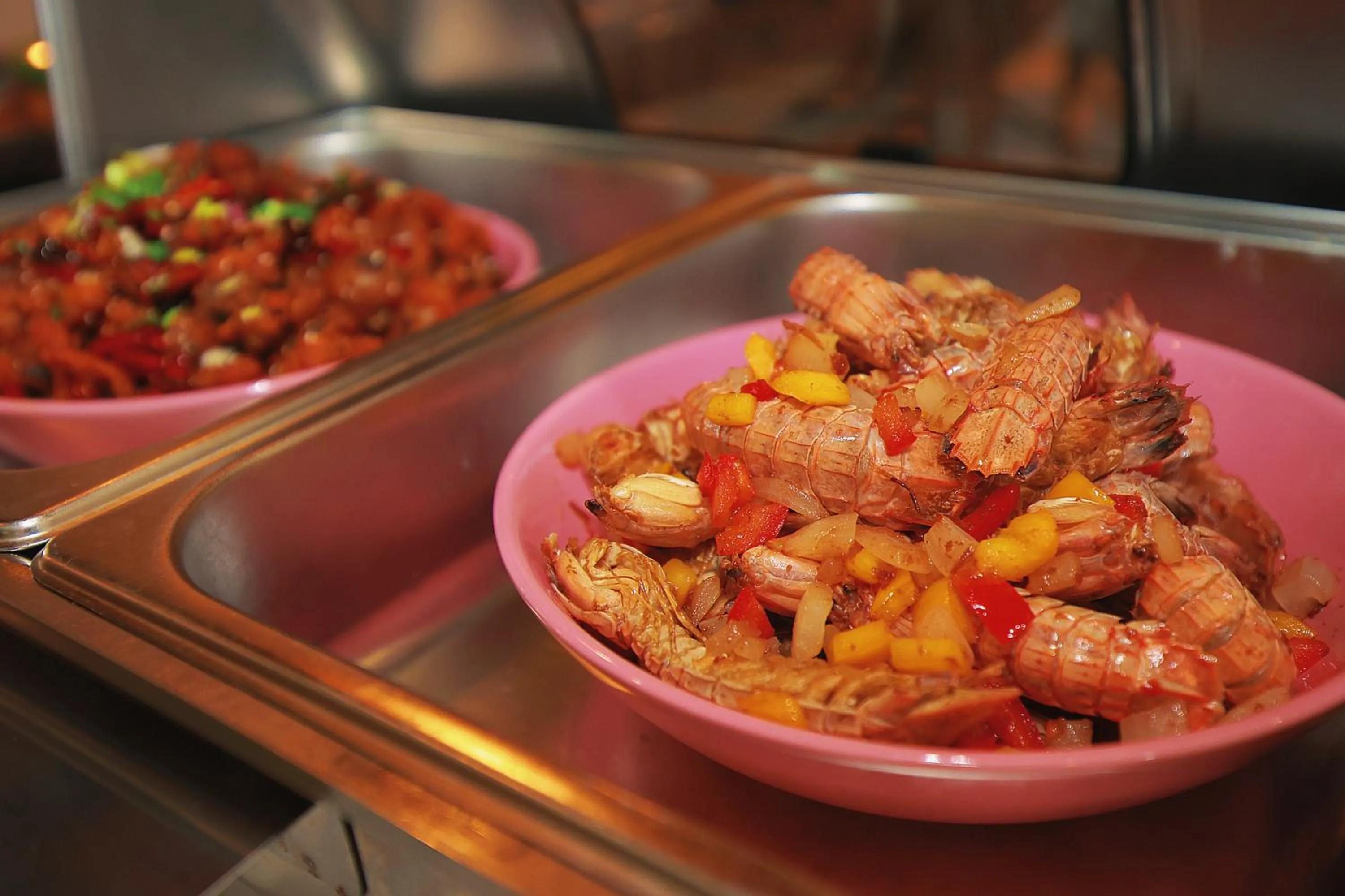 Restaurant/places to eat in Keypai Hotel