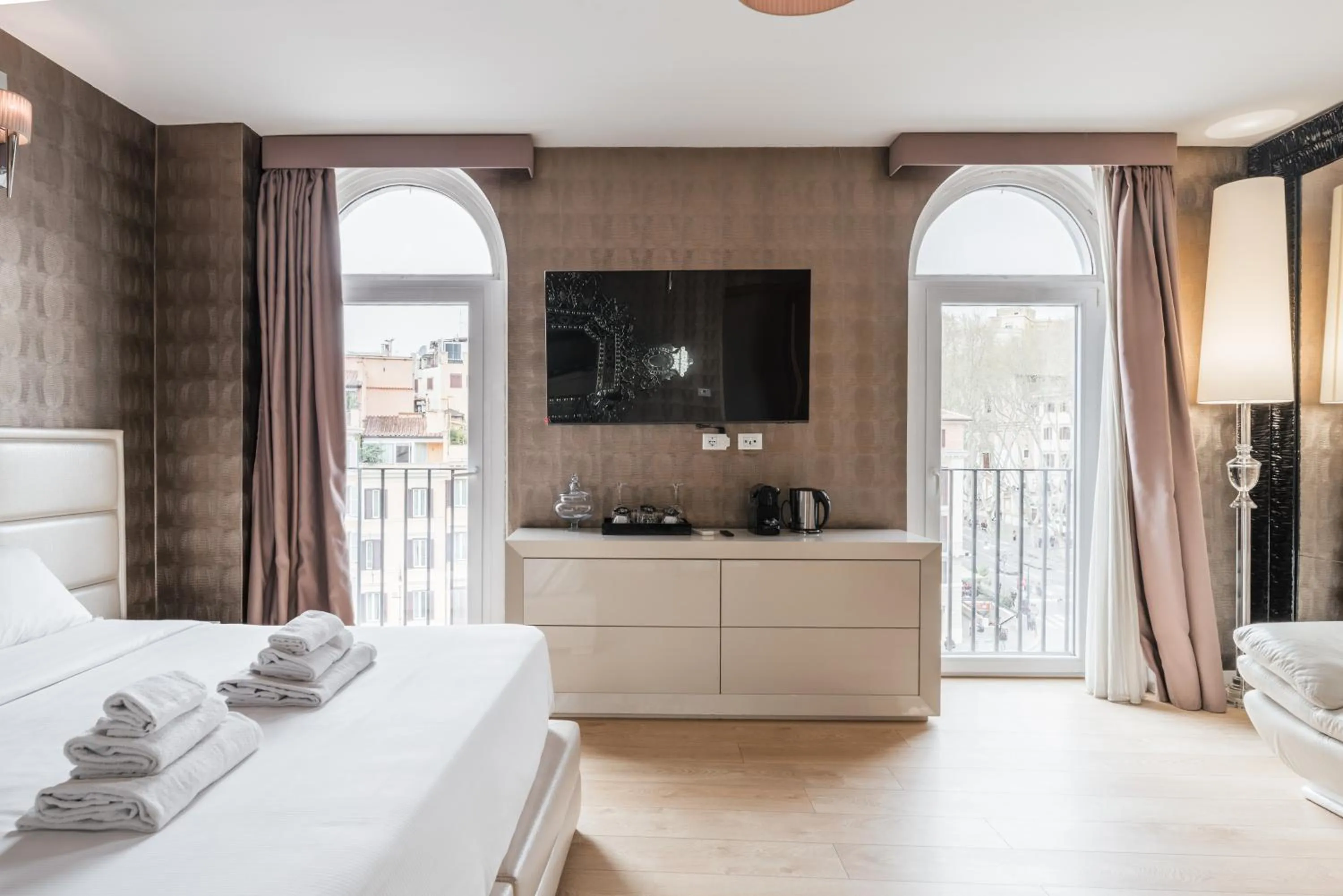 Bed in Penthouse Suite Rome - Private Suites