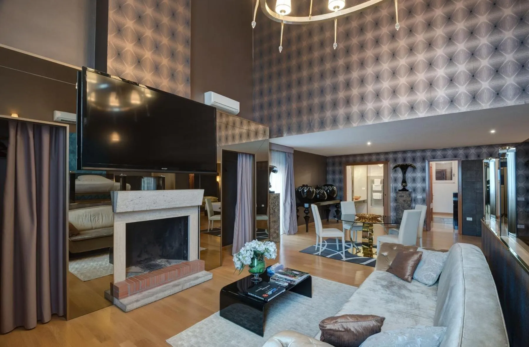 Penthouse Suite Rome - Private Suites