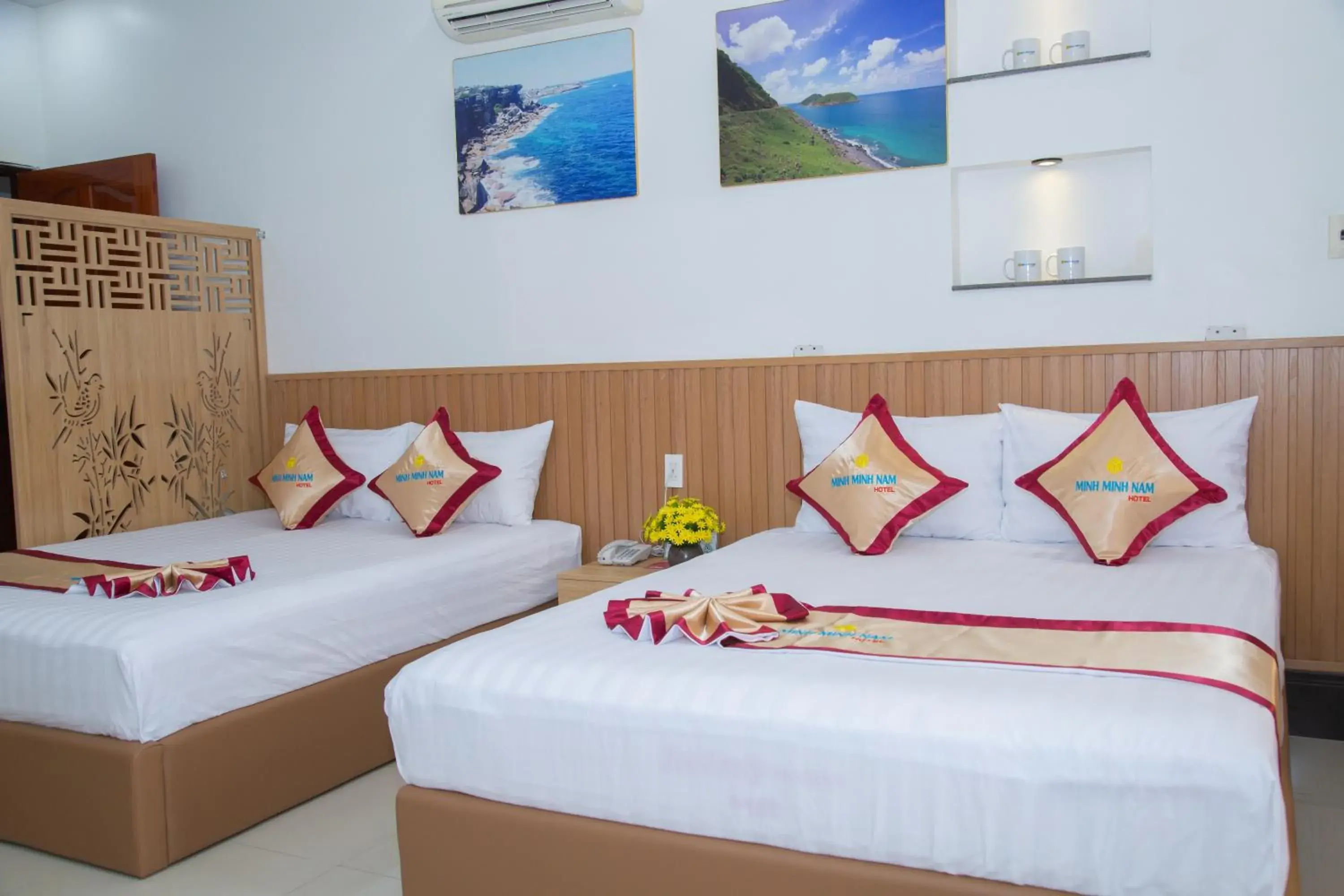 Bedroom, Bed in Minh Minh Nam 2 Hotel Bedroom, Bed in Minh Minh Nam 2 Hotel