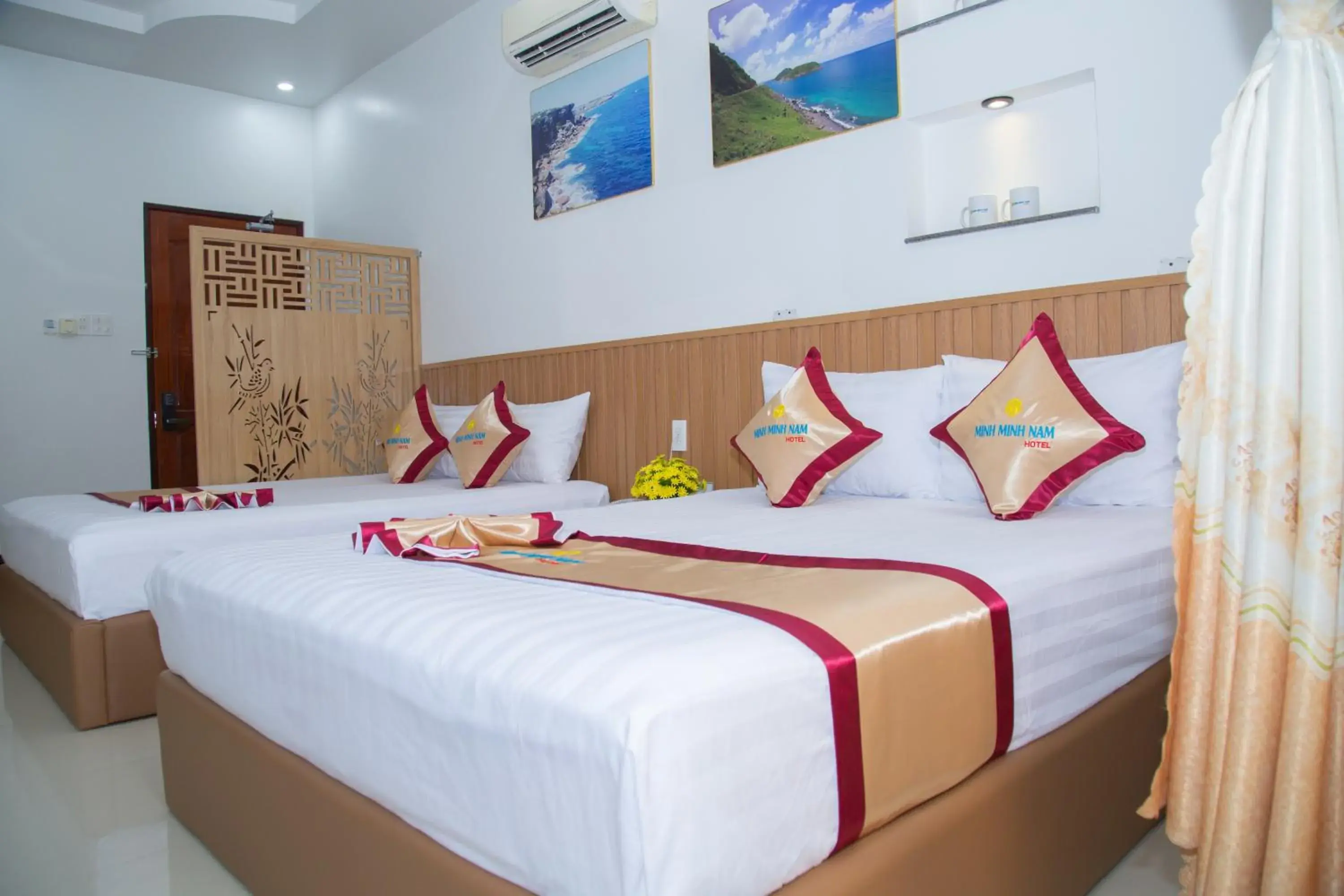 Bedroom, Bed in Minh Minh Nam 2 Hotel Bedroom, Bed in Minh Minh Nam 2 Hotel