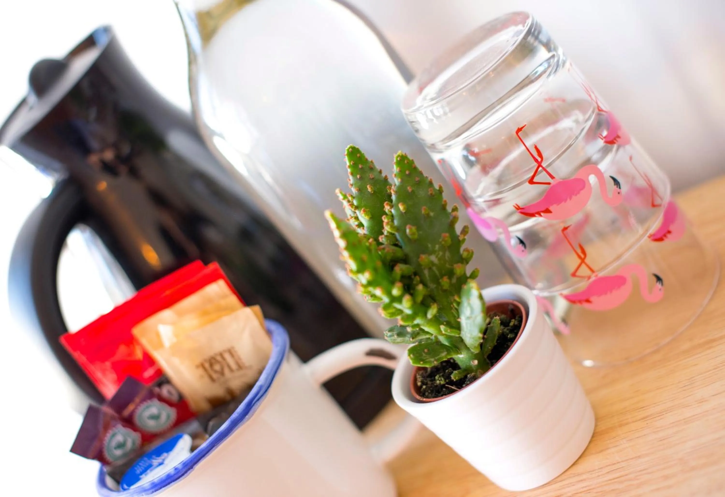 Coffee/tea facilities in Dog and Whistle Pub