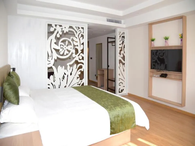 GreenTree Inn Express Hotel Heyuan N1 High Fountain