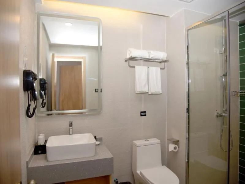 GreenTree Inn Express Hotel Heyuan N1 High Fountain