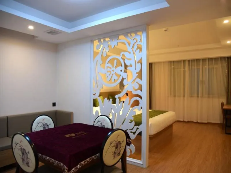 GreenTree Inn Express Hotel Heyuan N1 High Fountain