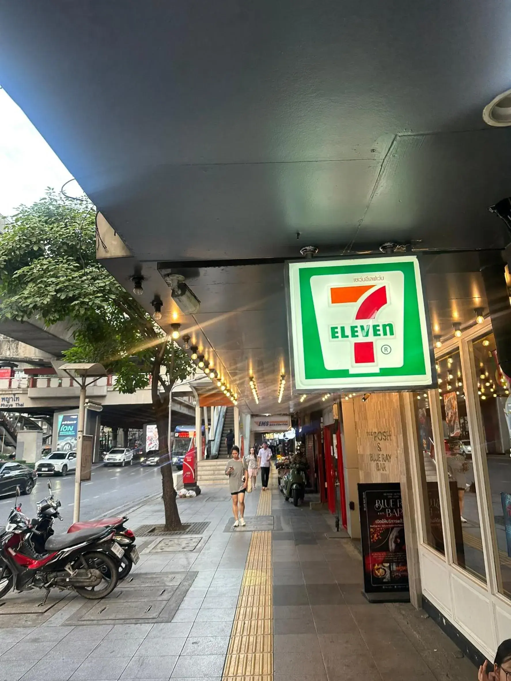 The poshtel Bangkok By Benya BTS Phayathai The poshtel Bangkok By Benya BTS Phayathai