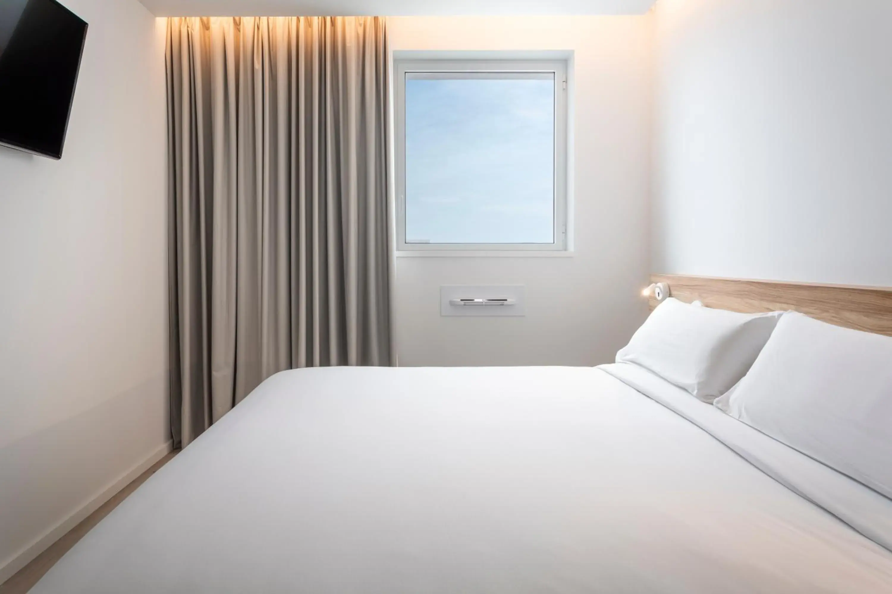 Double Room in B&B HOTEL Vila do Conde Double Room in B&B HOTEL Vila do Conde