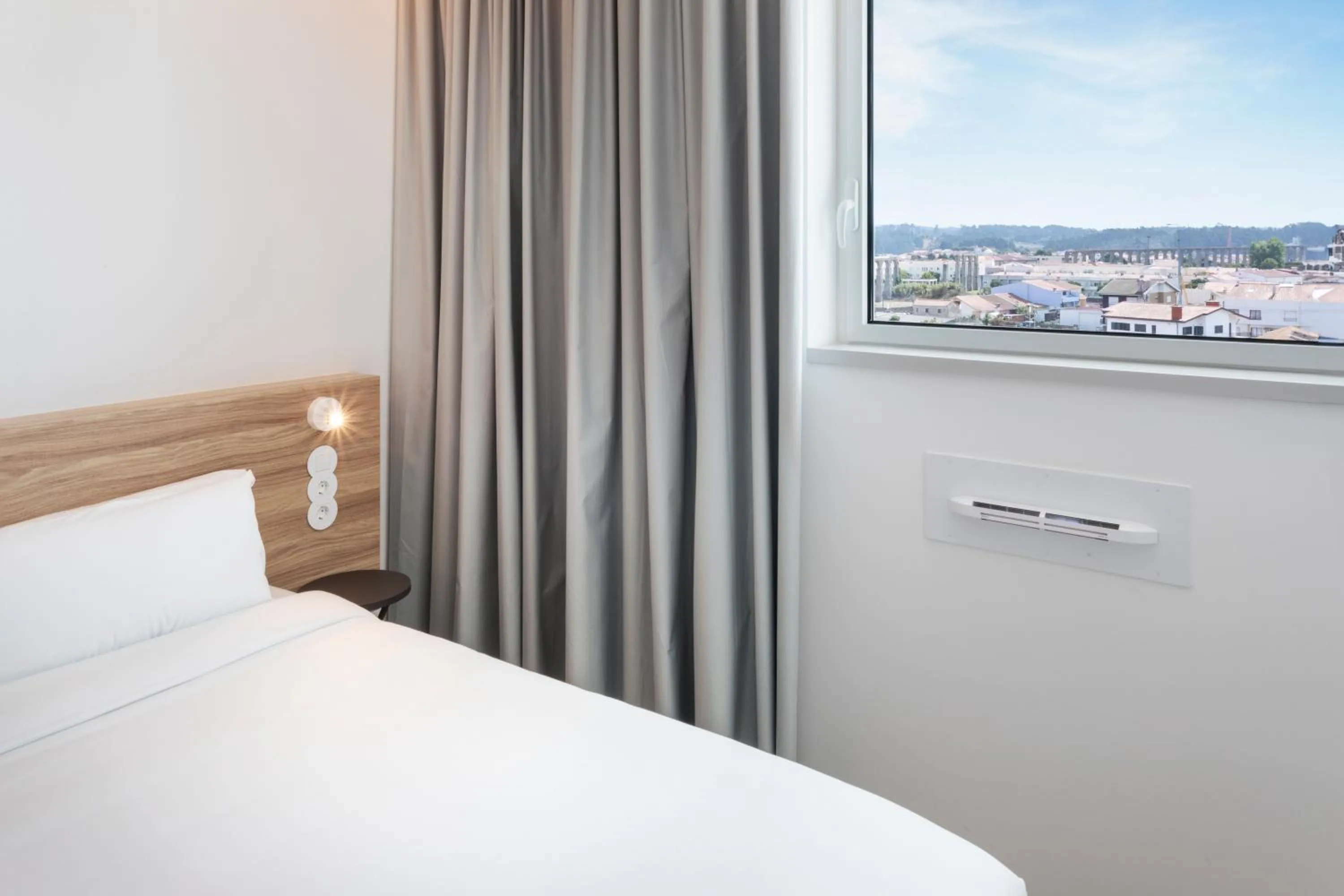 Bed in B&B HOTEL Vila do Conde