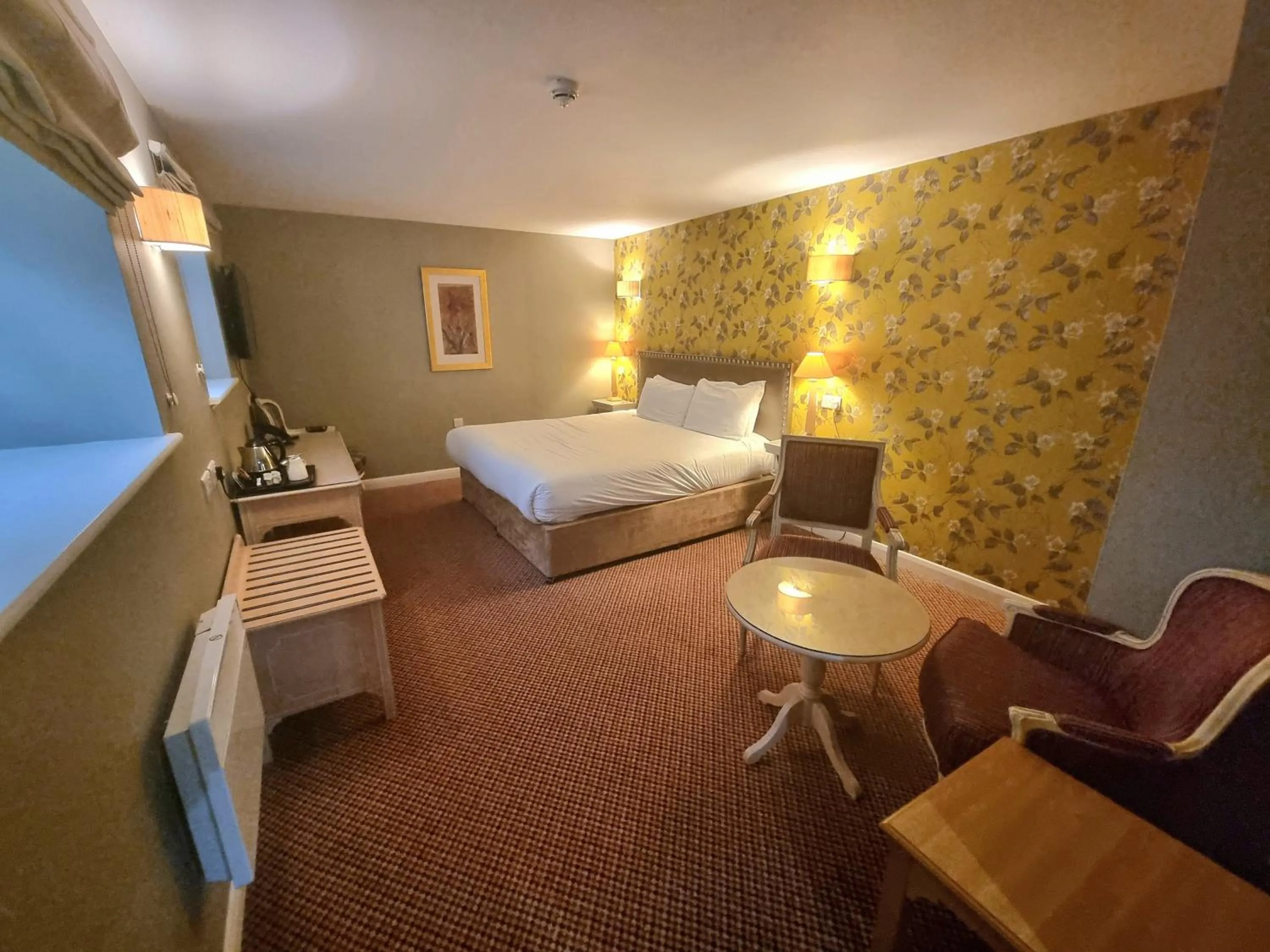 Bed in Makeney Hall Hotel