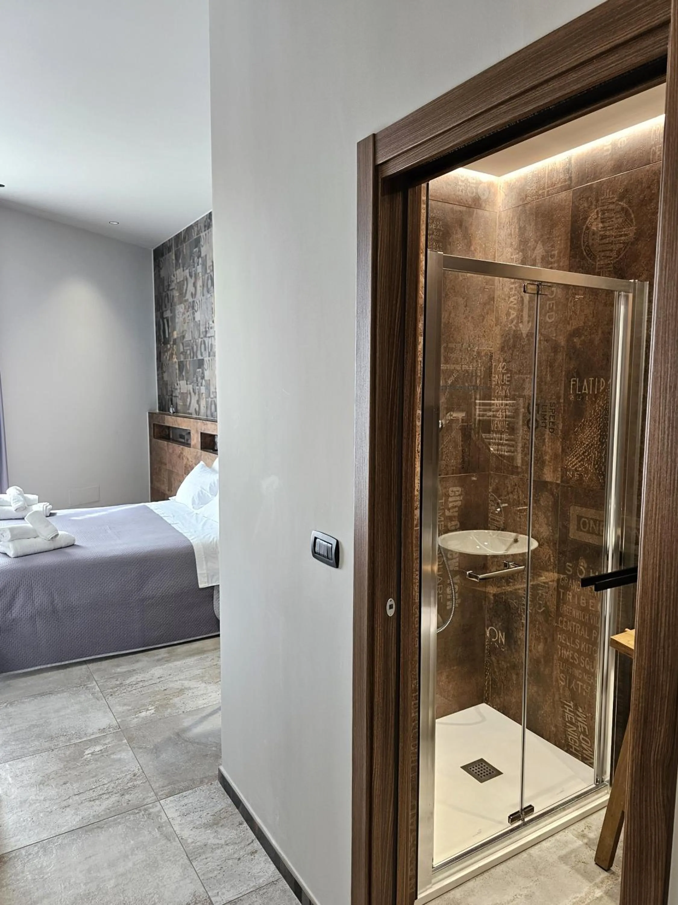 Photo of the whole room, Bed in Binario1 Rooms