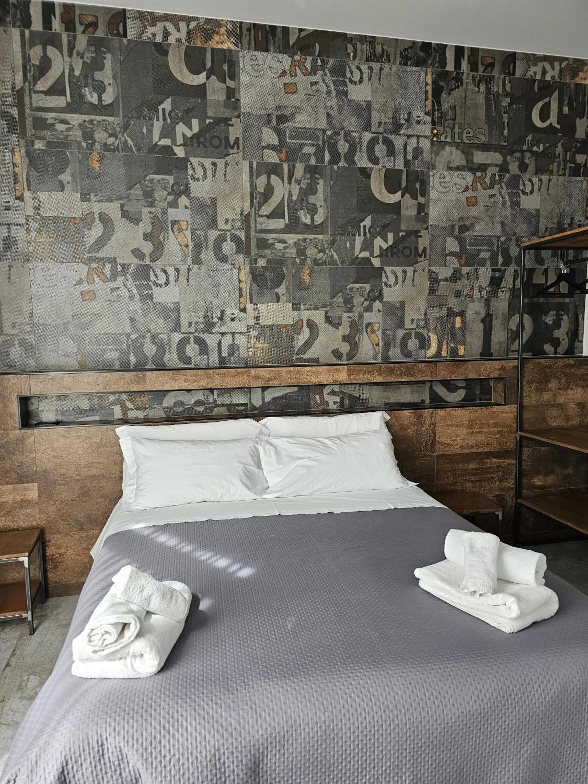 Bedroom, Bed in Binario1 Rooms