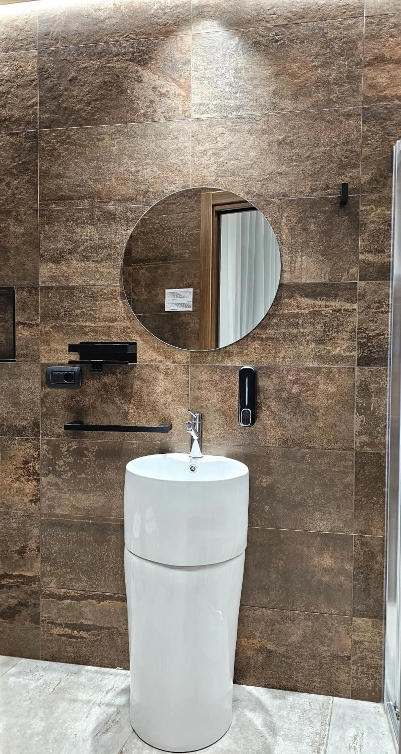 Bathroom in Binario1 Rooms