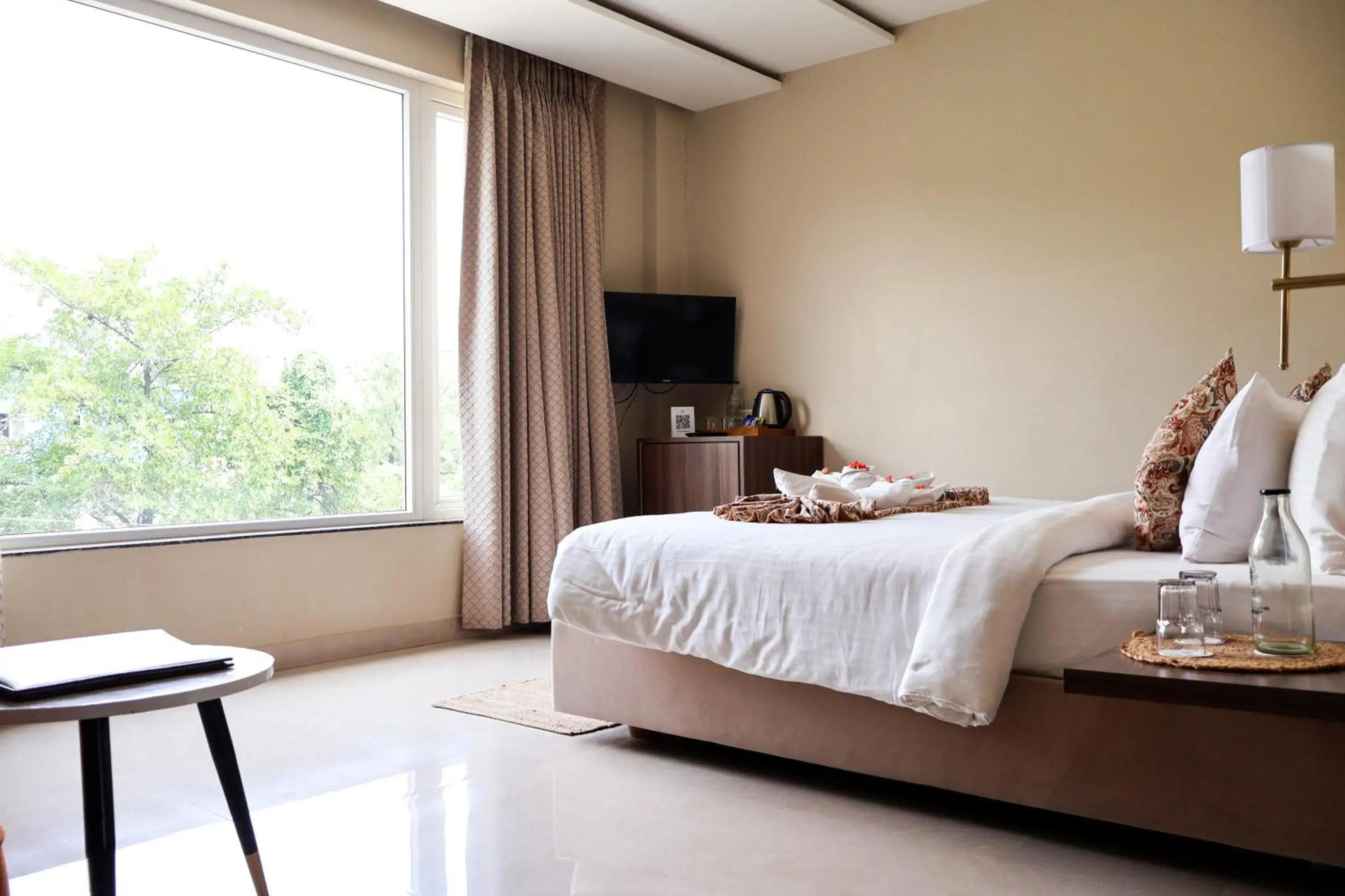 Bed in HHW Buddha Lineage Bed in HHW Buddha Lineage