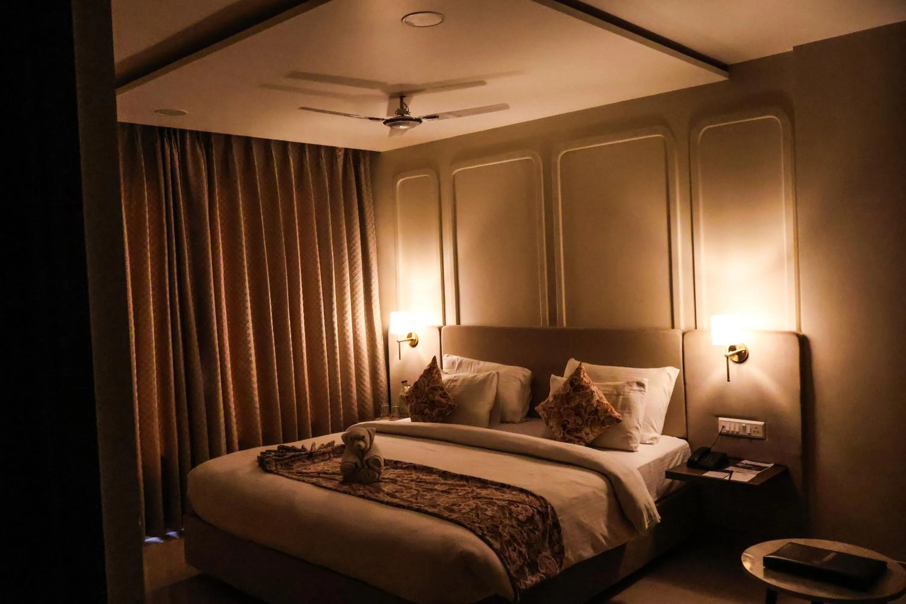 Bed in HHW Buddha Lineage