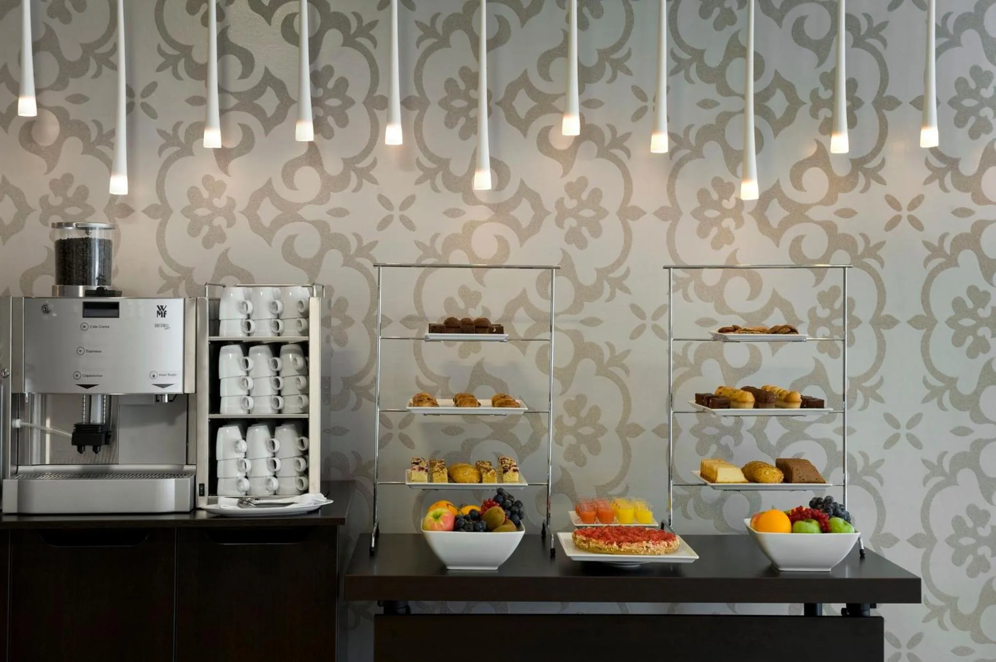 Meeting/conference room in Holiday Inn Eindhoven Centre by IHG