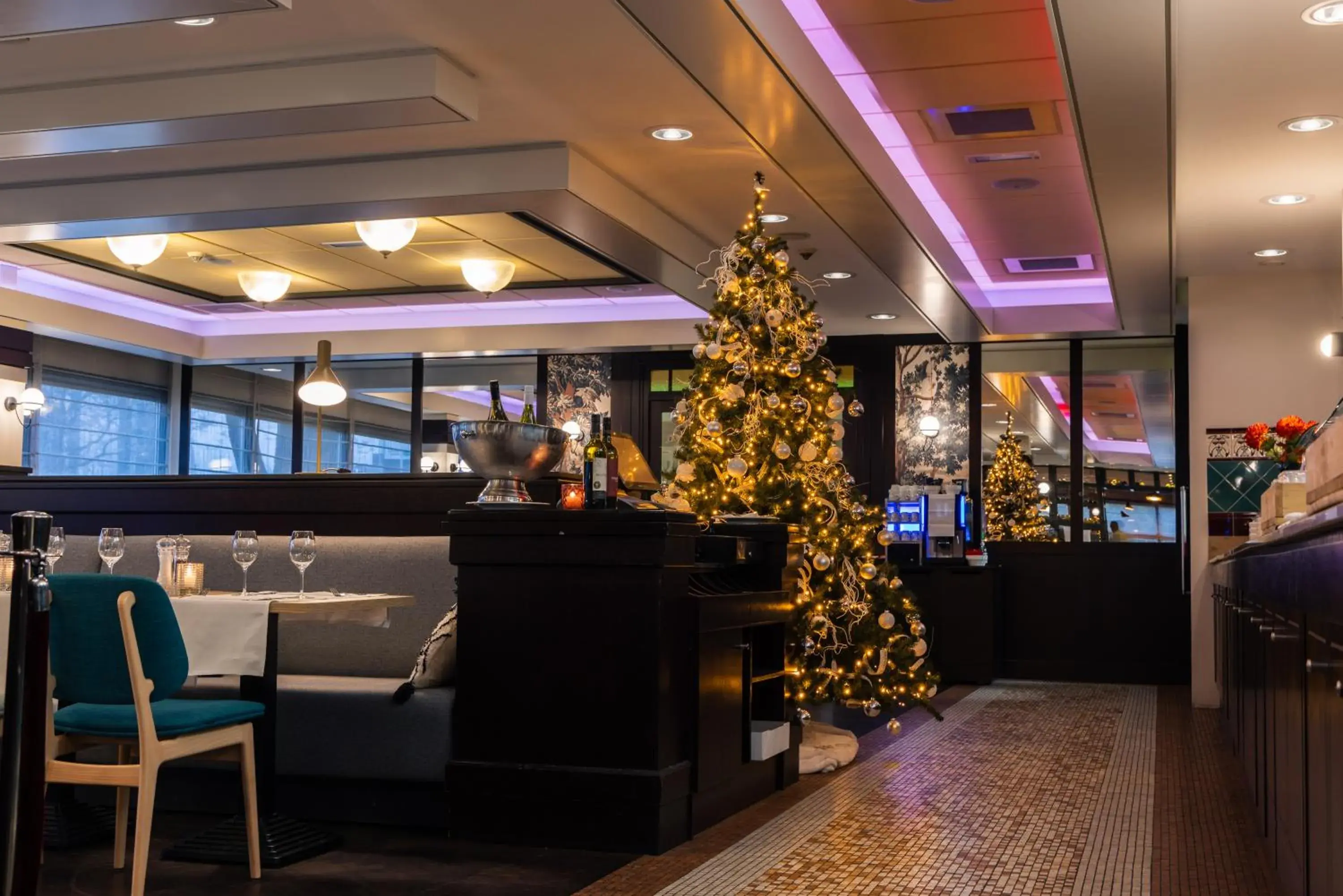 Restaurant/places to eat in Holiday Inn Eindhoven Centre by IHG Restaurant/places to eat in Holiday Inn Eindhoven Centre by IHG