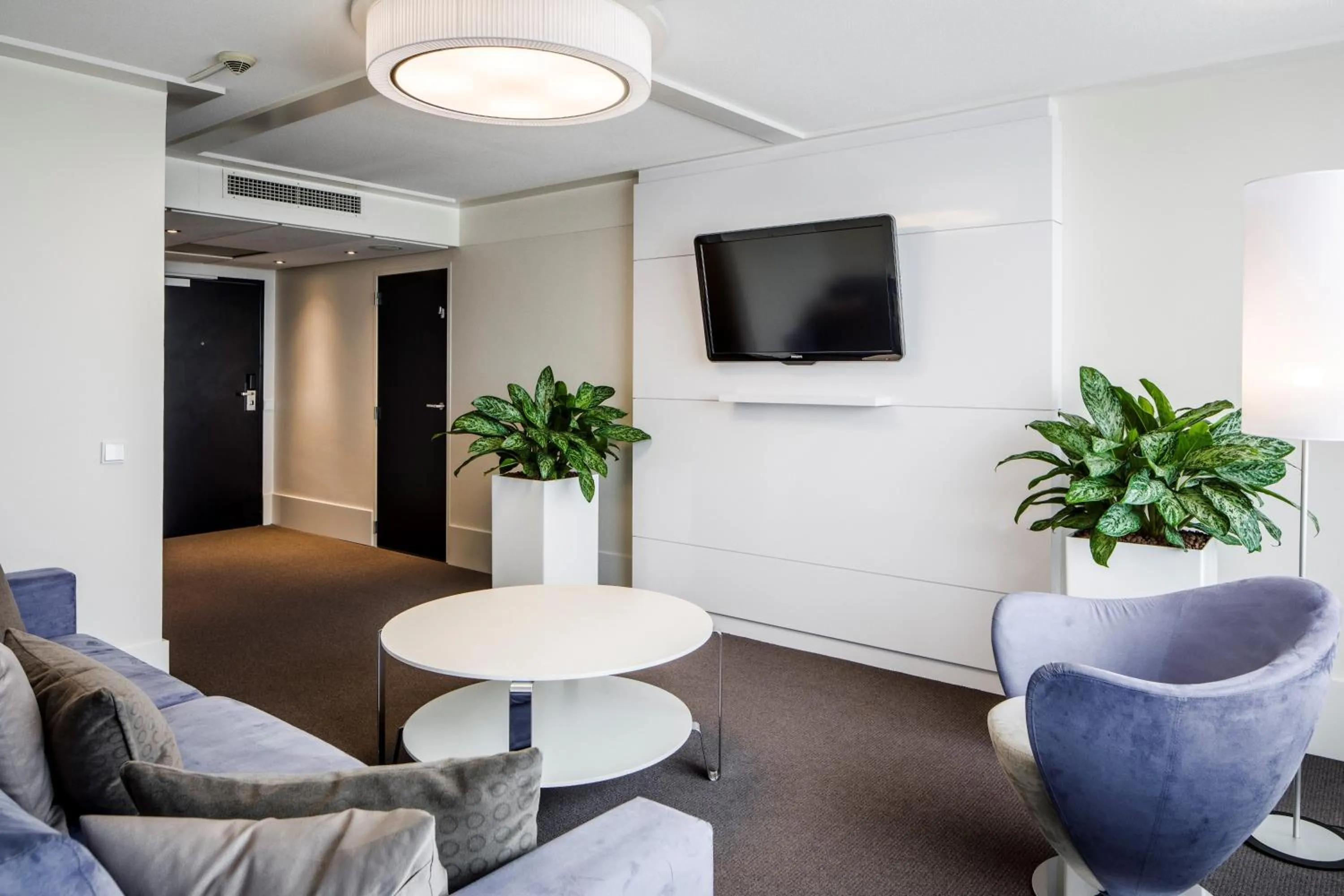 Photo of the whole room in Holiday Inn Eindhoven Centre by IHG