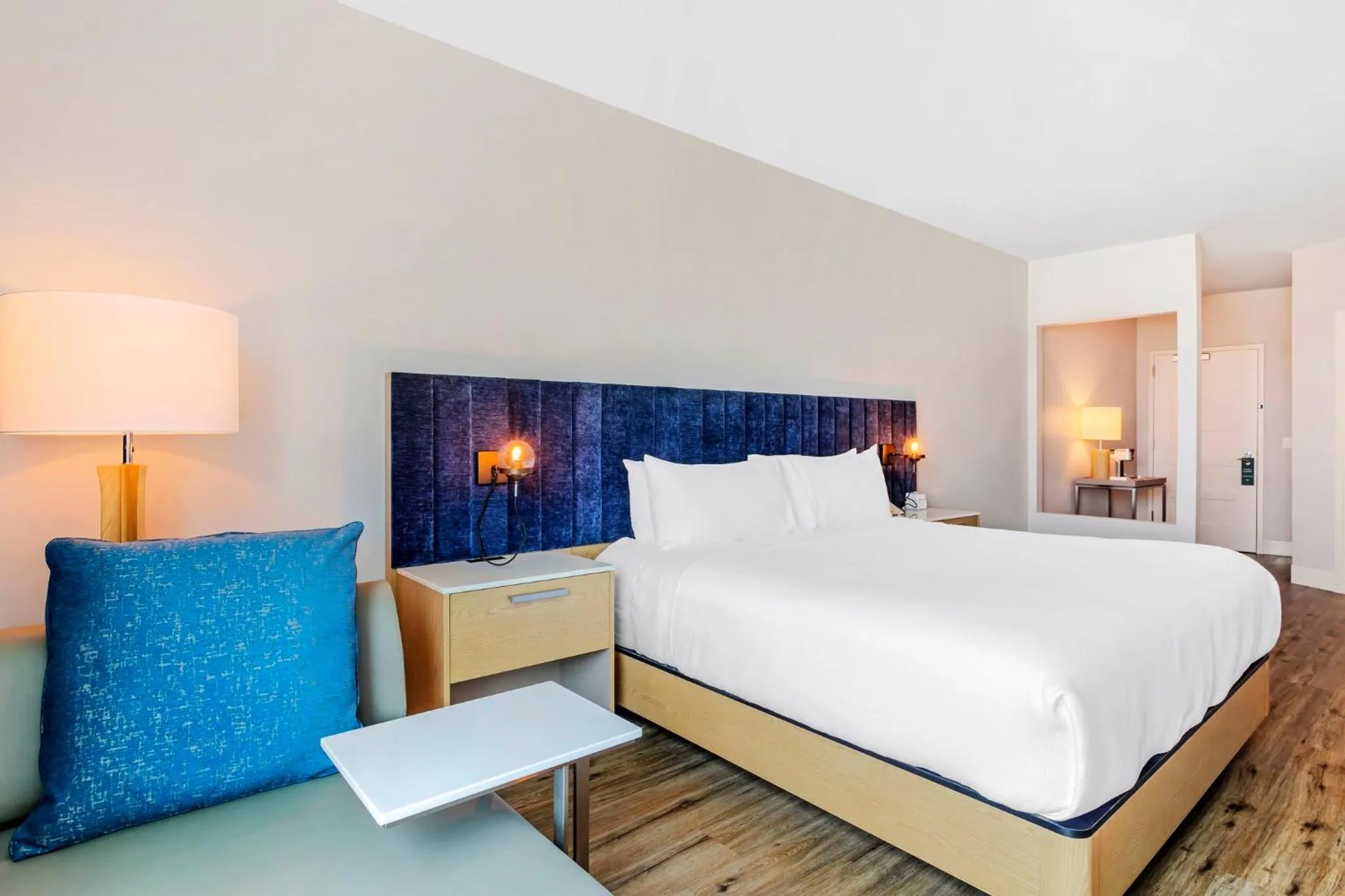 Photo of the whole room, Bed in EVEN Hotel Waco - University Area by IHG