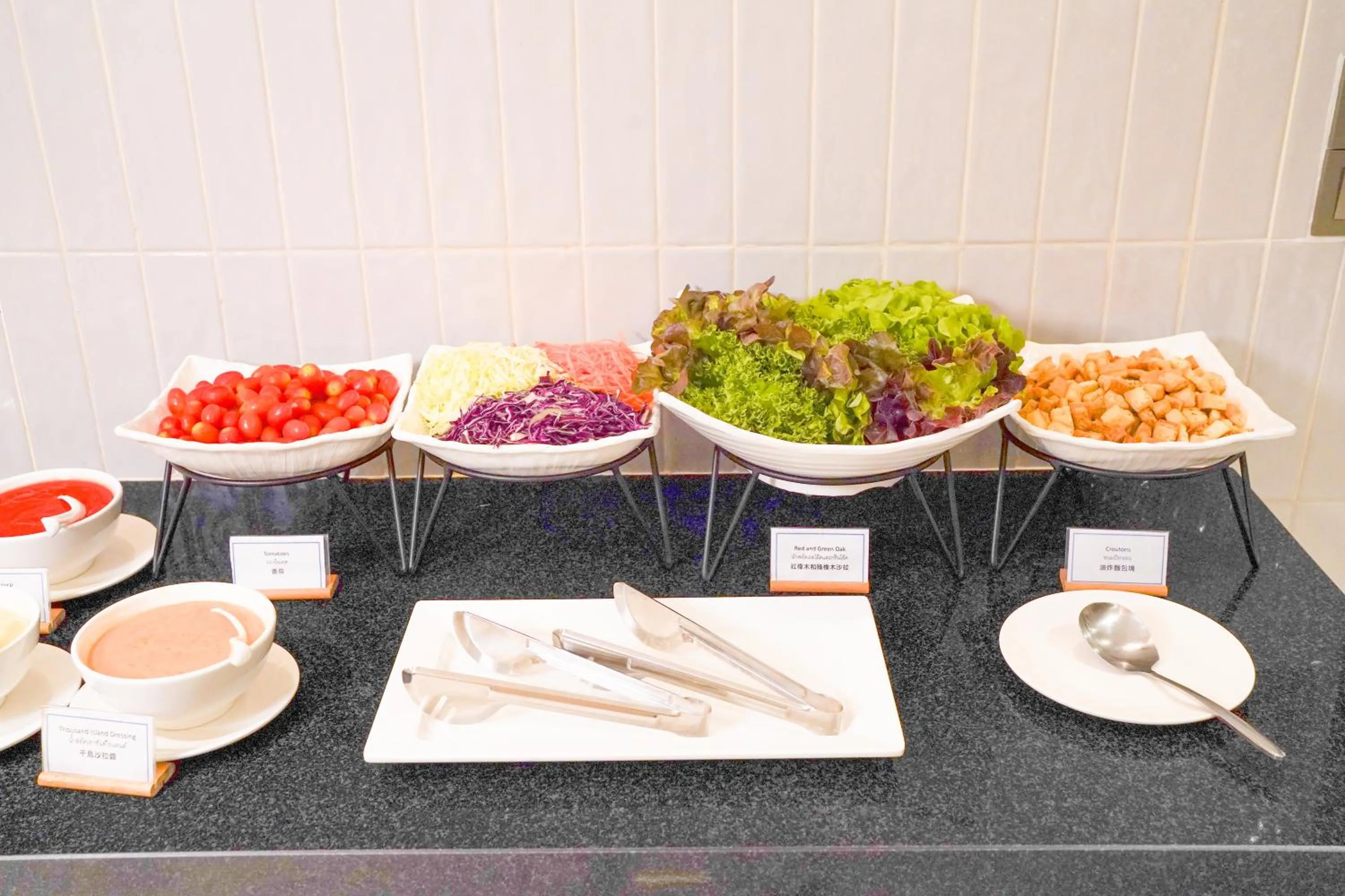 Breakfast in Holiday Inn Express & Suites Bangkok Central Pier by IHG