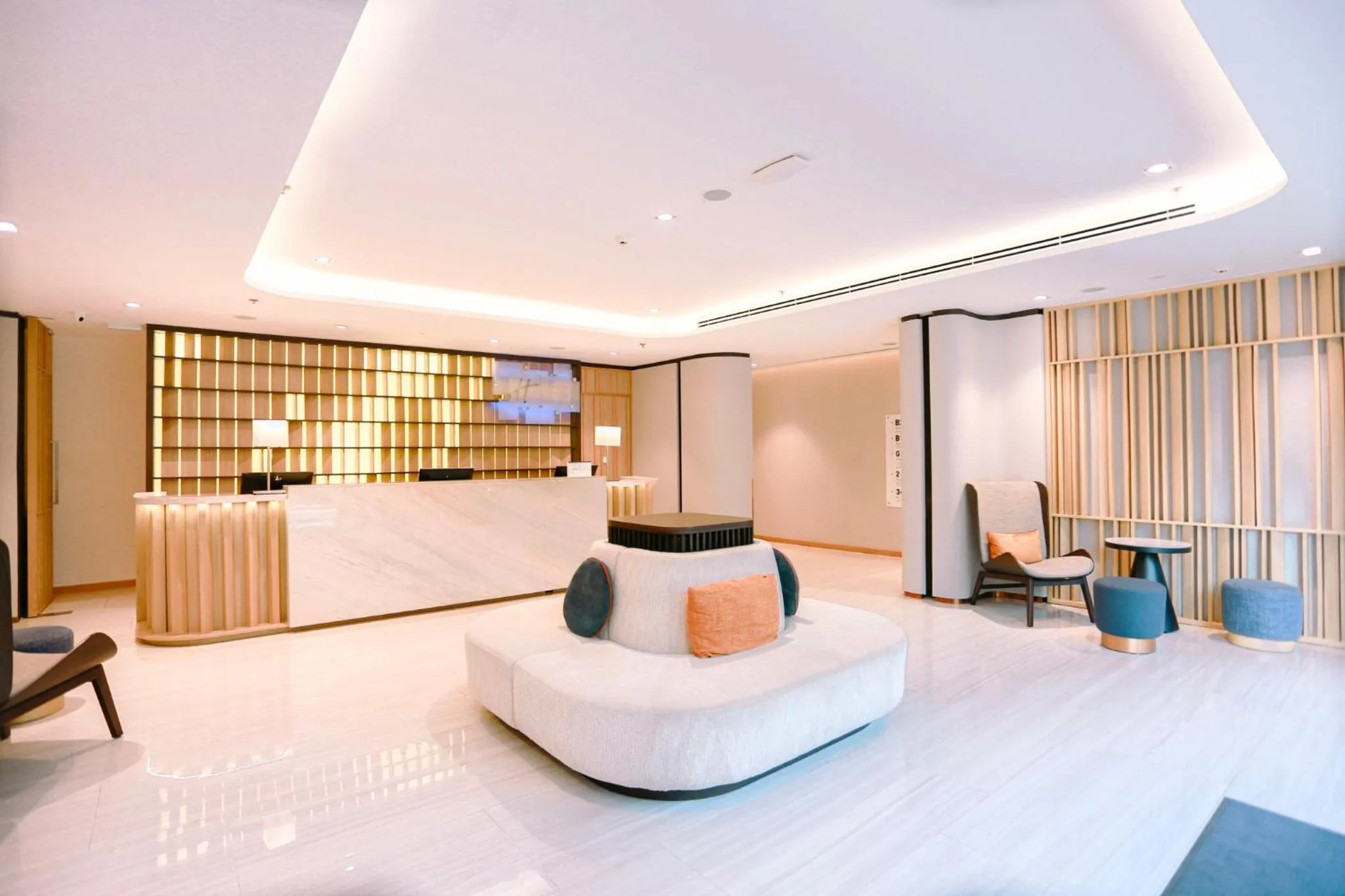 Property building in Holiday Inn Express & Suites Bangkok Central Pier by IHG
