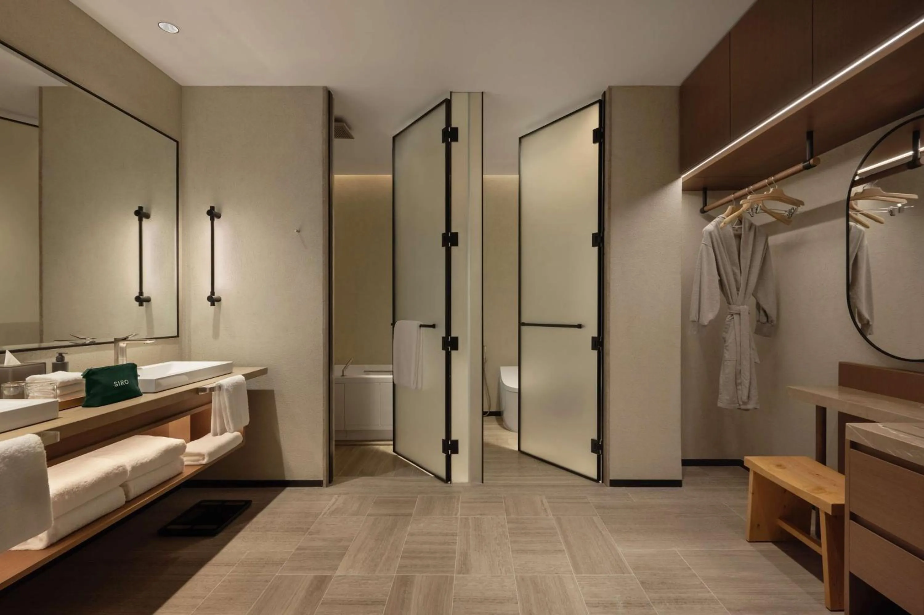 Bathroom, Bed in SIRO One Za'abeel