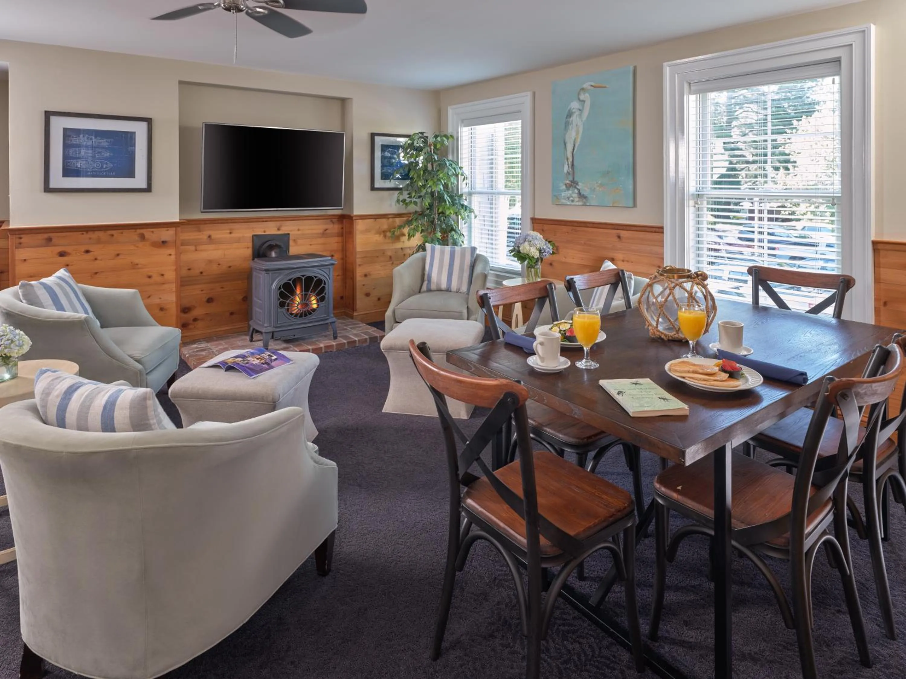 King Suite in St Michaels Harbour Inn, Marina and Spa