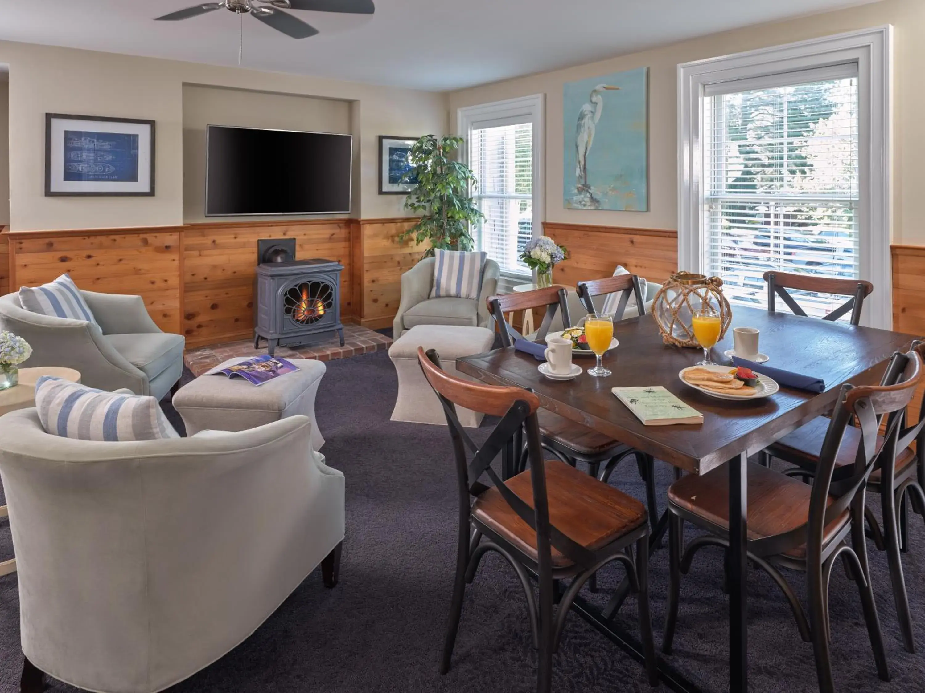 King Suite in St Michaels Harbour Inn, Marina and Spa King Suite in St Michaels Harbour Inn, Marina and Spa