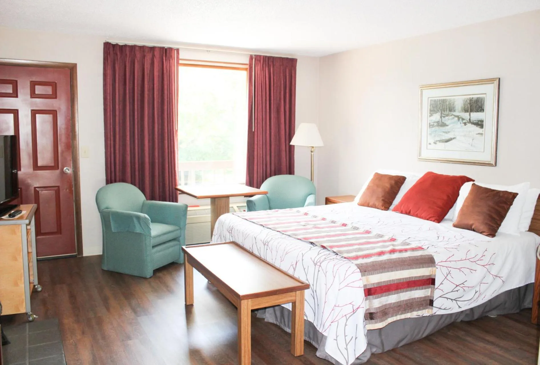 Bedroom, Bed in Highland Manor Inn