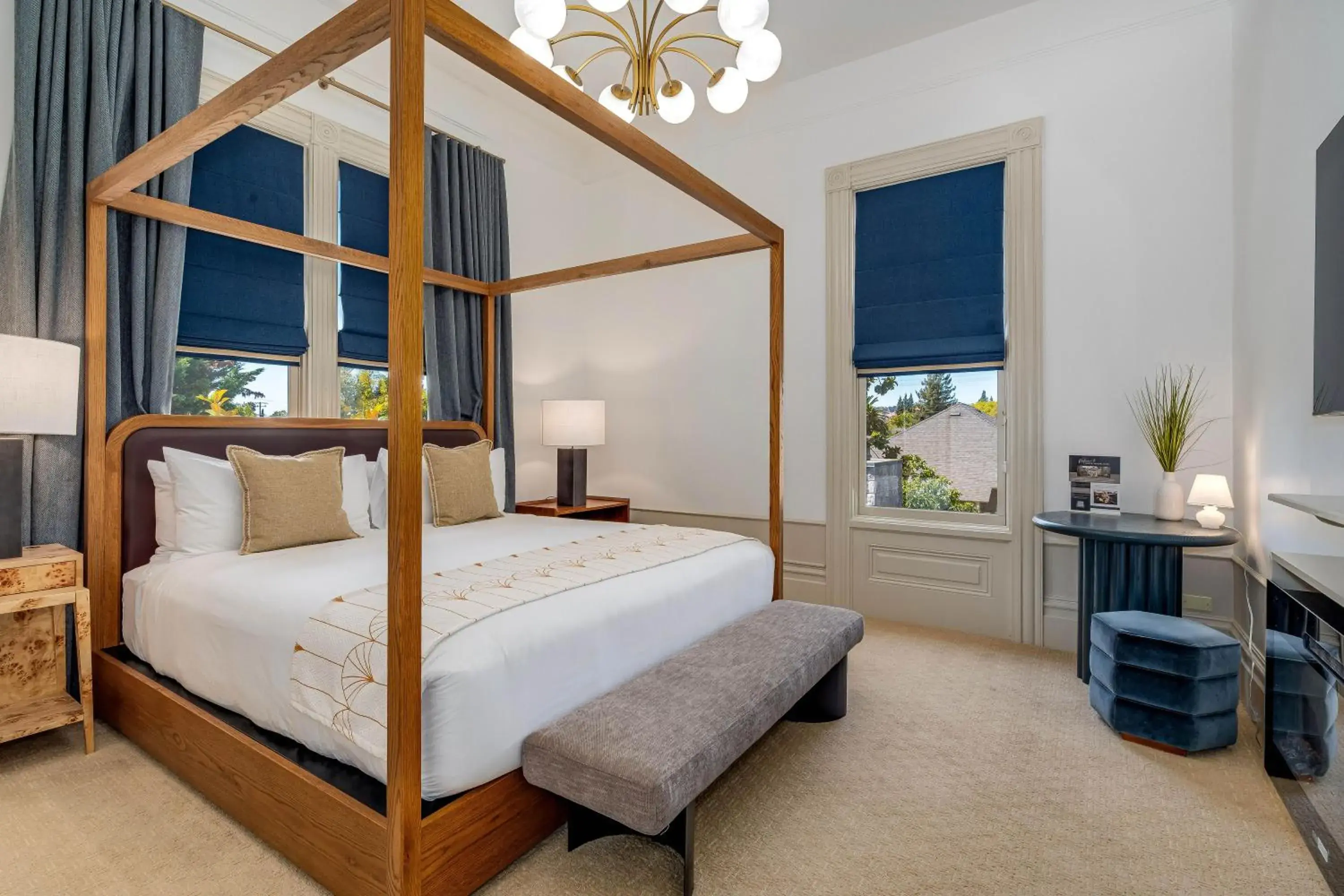 Bed in White House Napa Bed in White House Napa