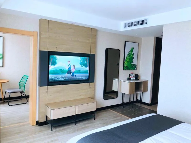 Thank Inn Plus Jiaozuo Mengzhou Sangpo Times New Town