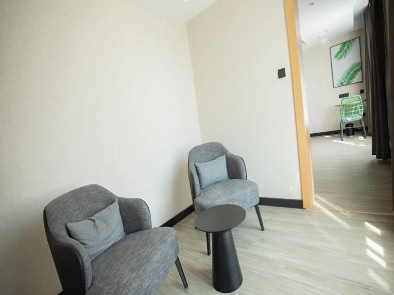 Thank Inn Plus Jiaozuo Mengzhou Sangpo Times New Town