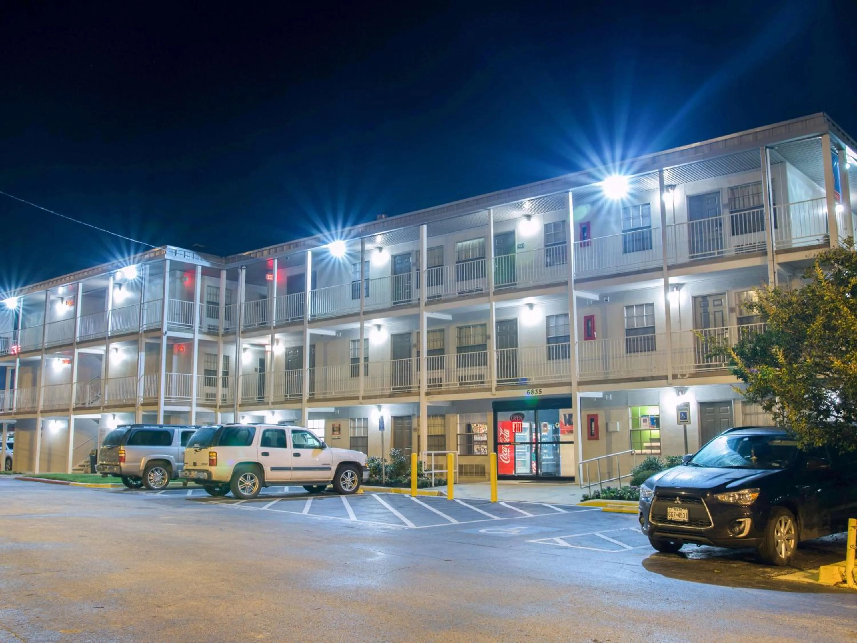 Property building in Studio 6-San Antonio, TX - Lackland AFB