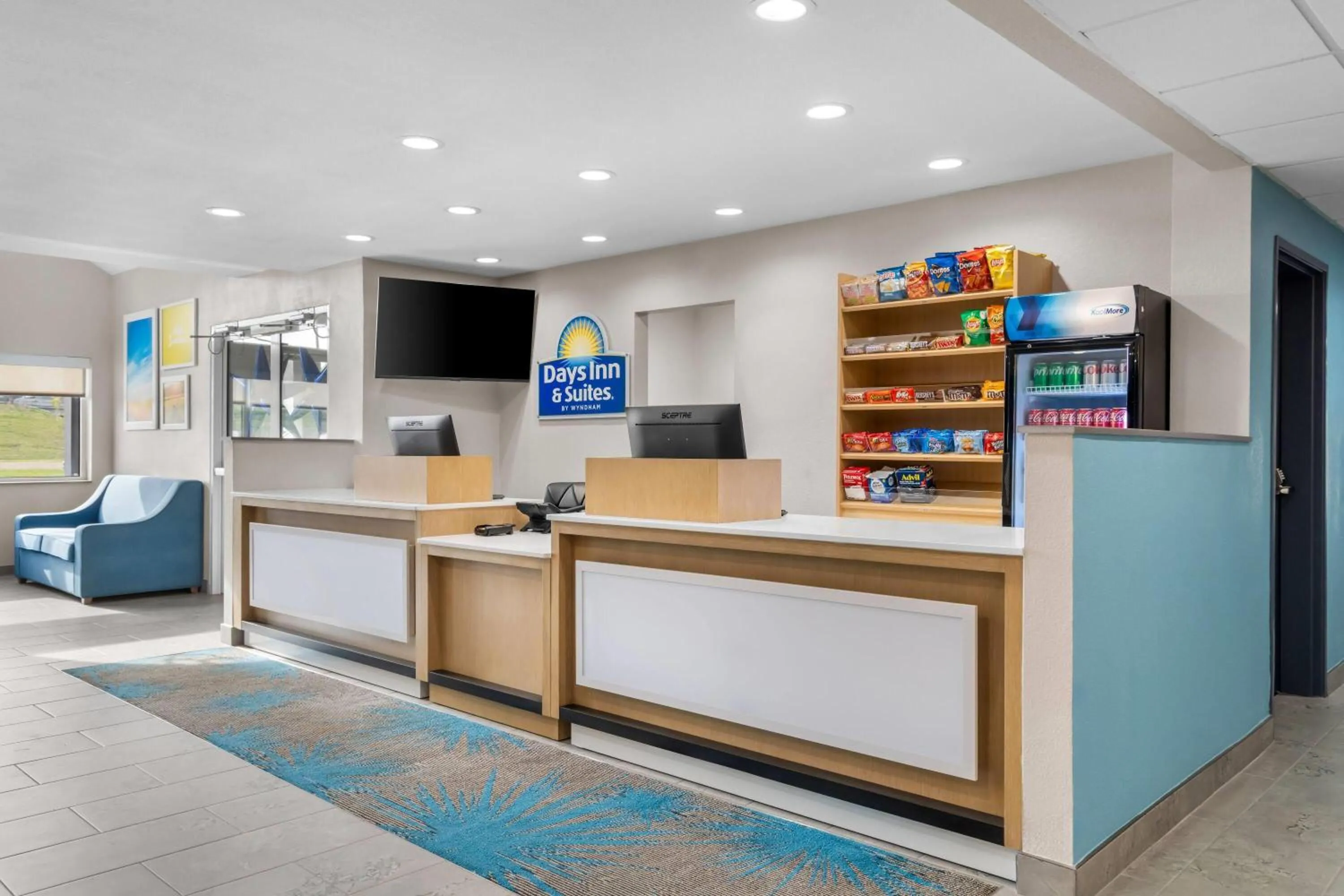 Lobby or reception in Days Inn & Suites by Wyndham Brandon Amphitheater