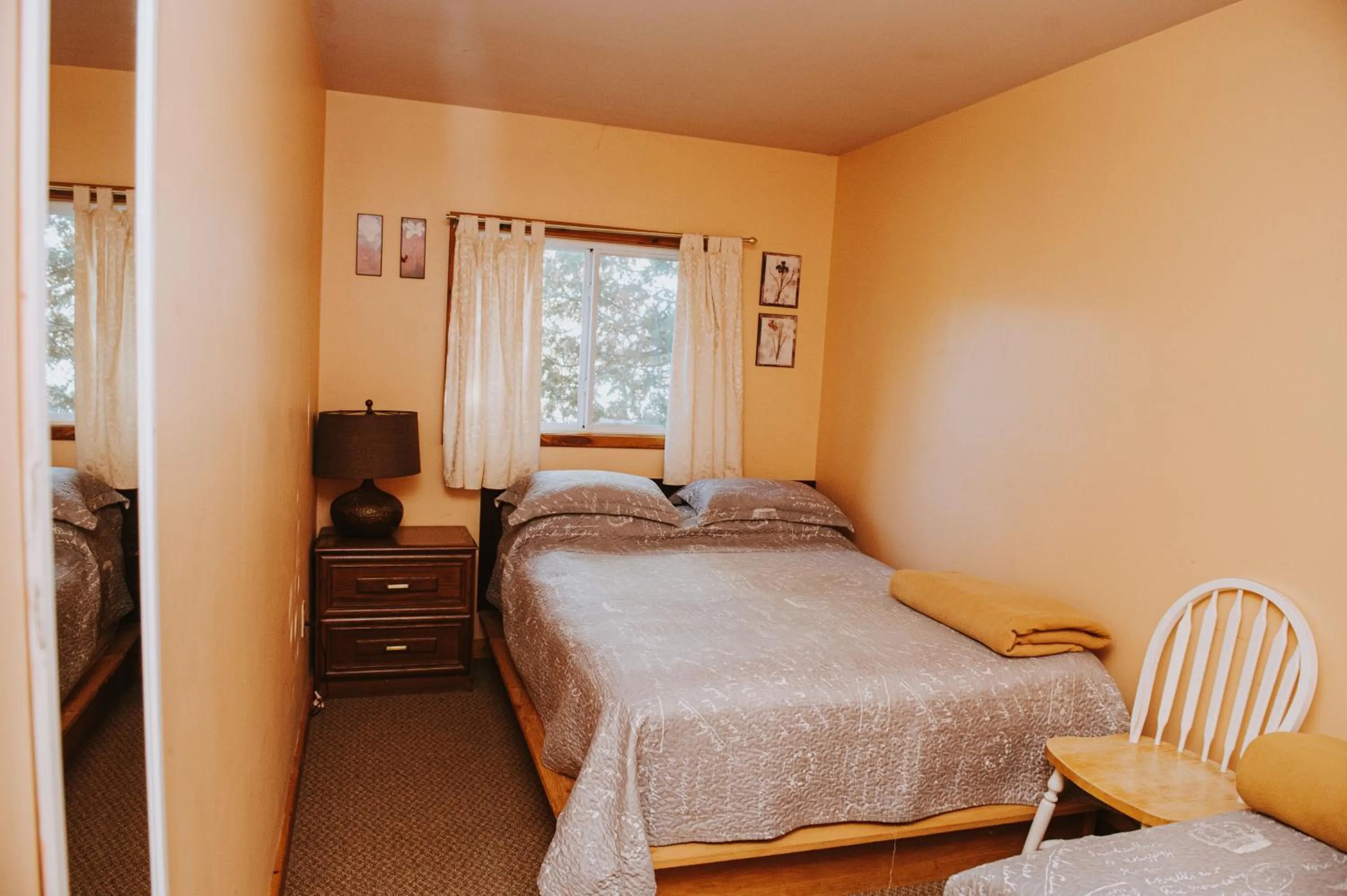 Bed in Lang Lake Resort