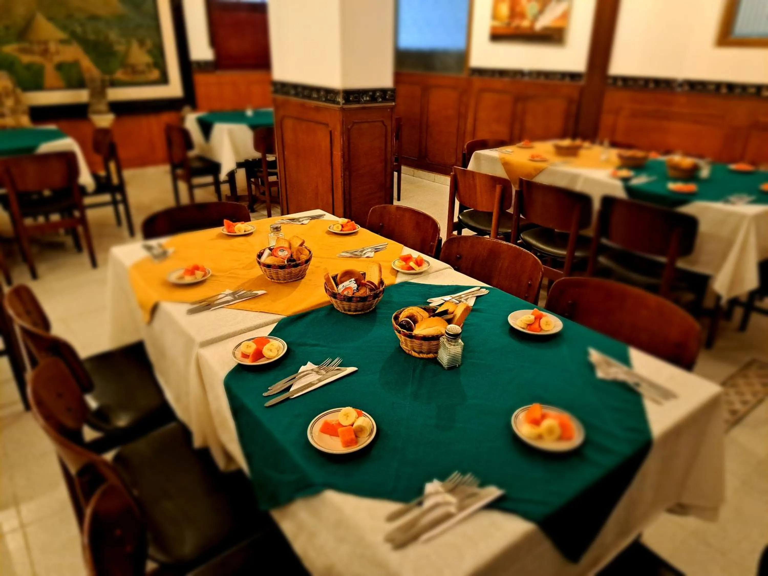 Restaurant/places to eat in Hotel Litavira Vintage