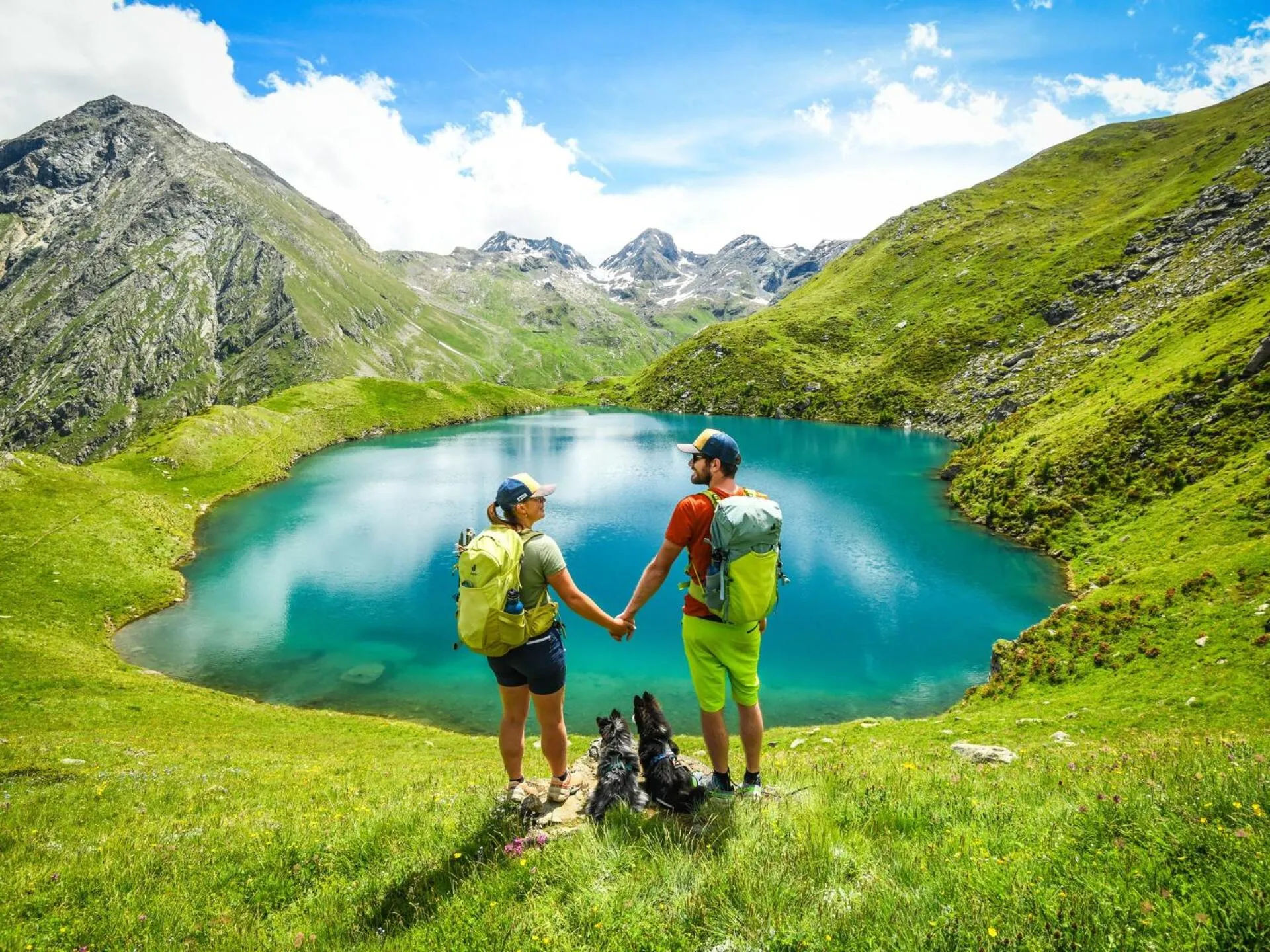 San Martin Holidays Home - Stay, Work & Fun