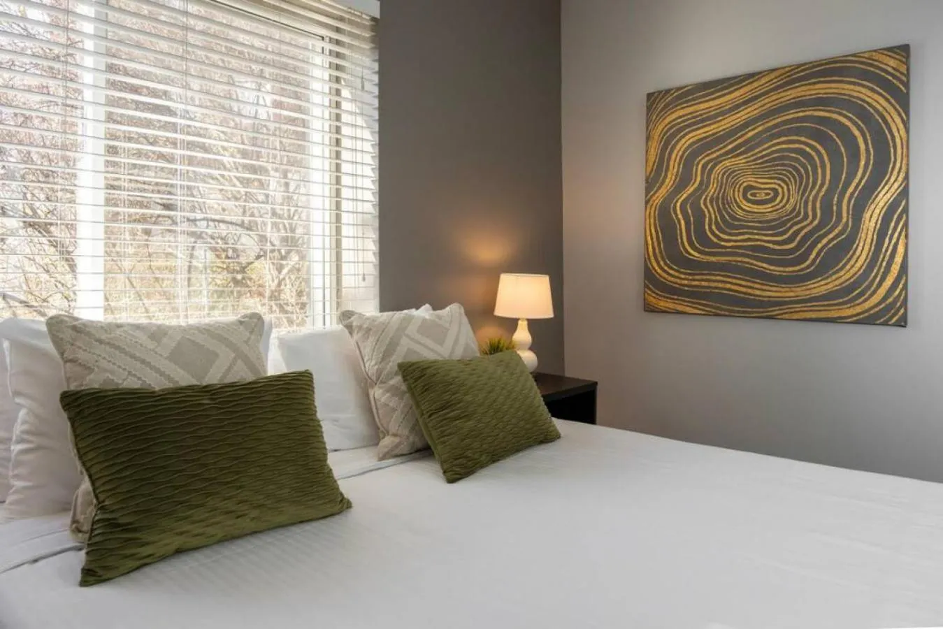 Bed in Two Comfy Condos Near City Center OTR UC Zoo