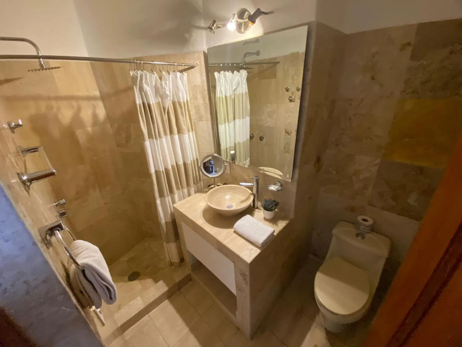 Bathroom in Hotel Suites Mar Elena