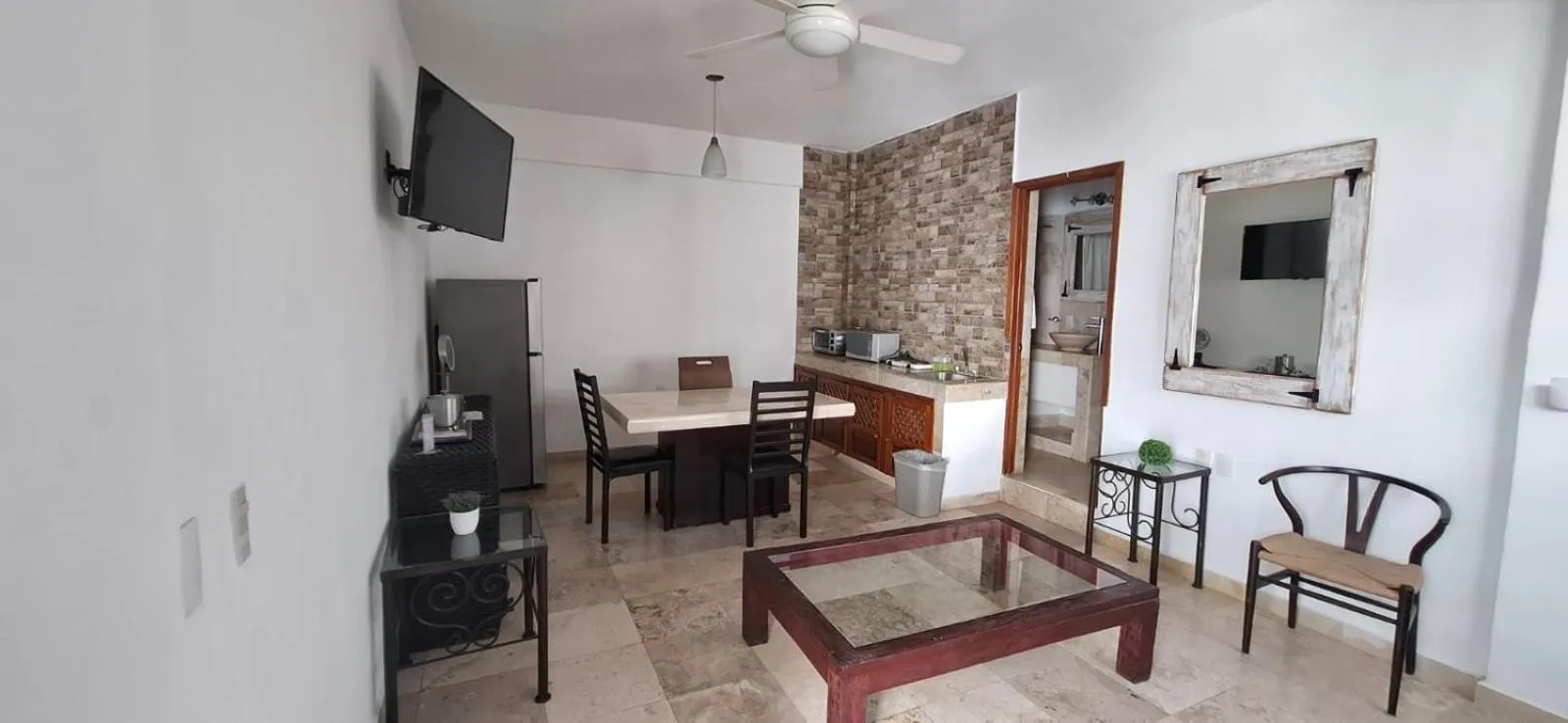 Kitchen or kitchenette in Hotel Suites Mar Elena