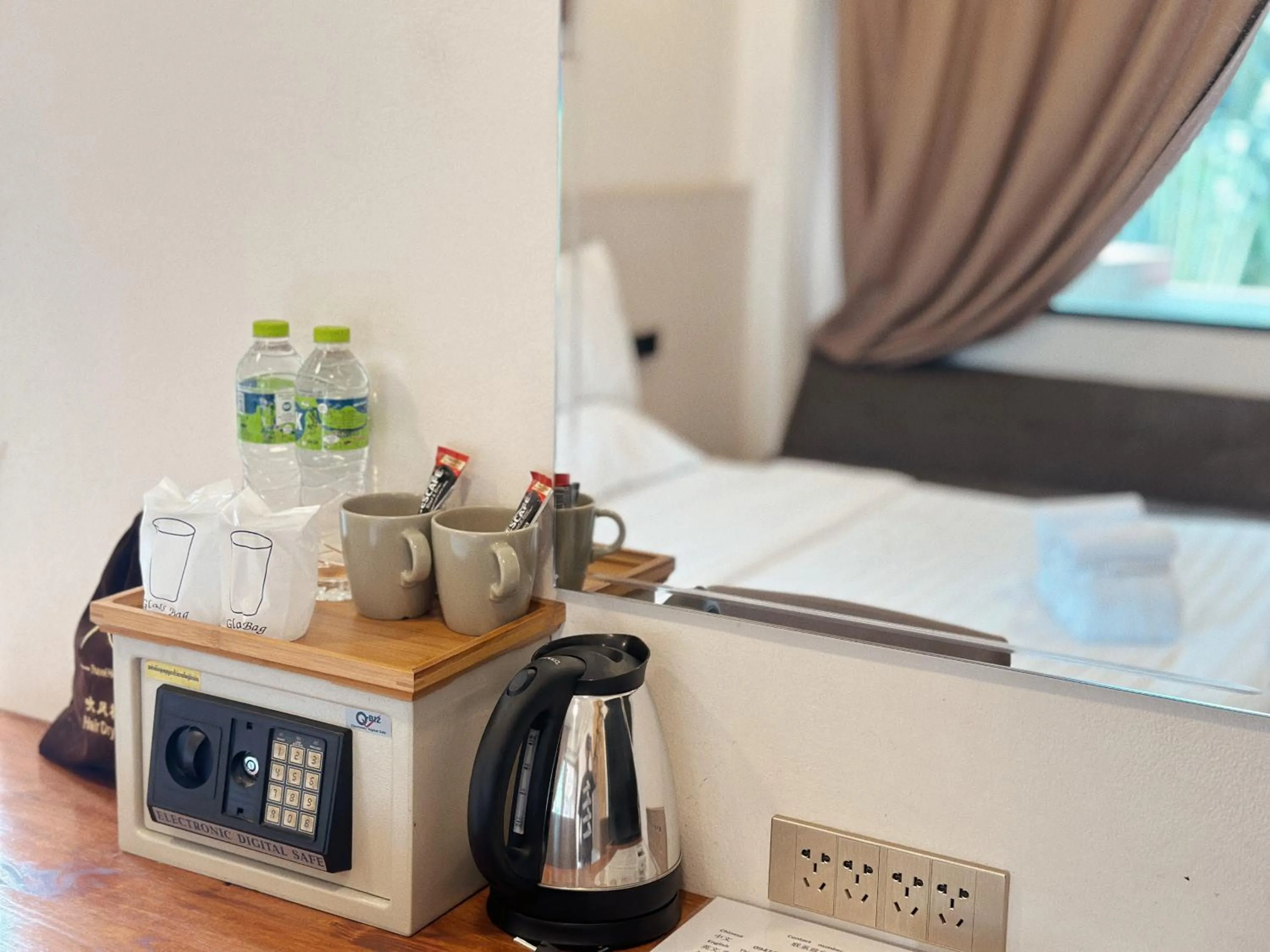 Coffee/tea facilities, Bed in Key酒店@古城中心店