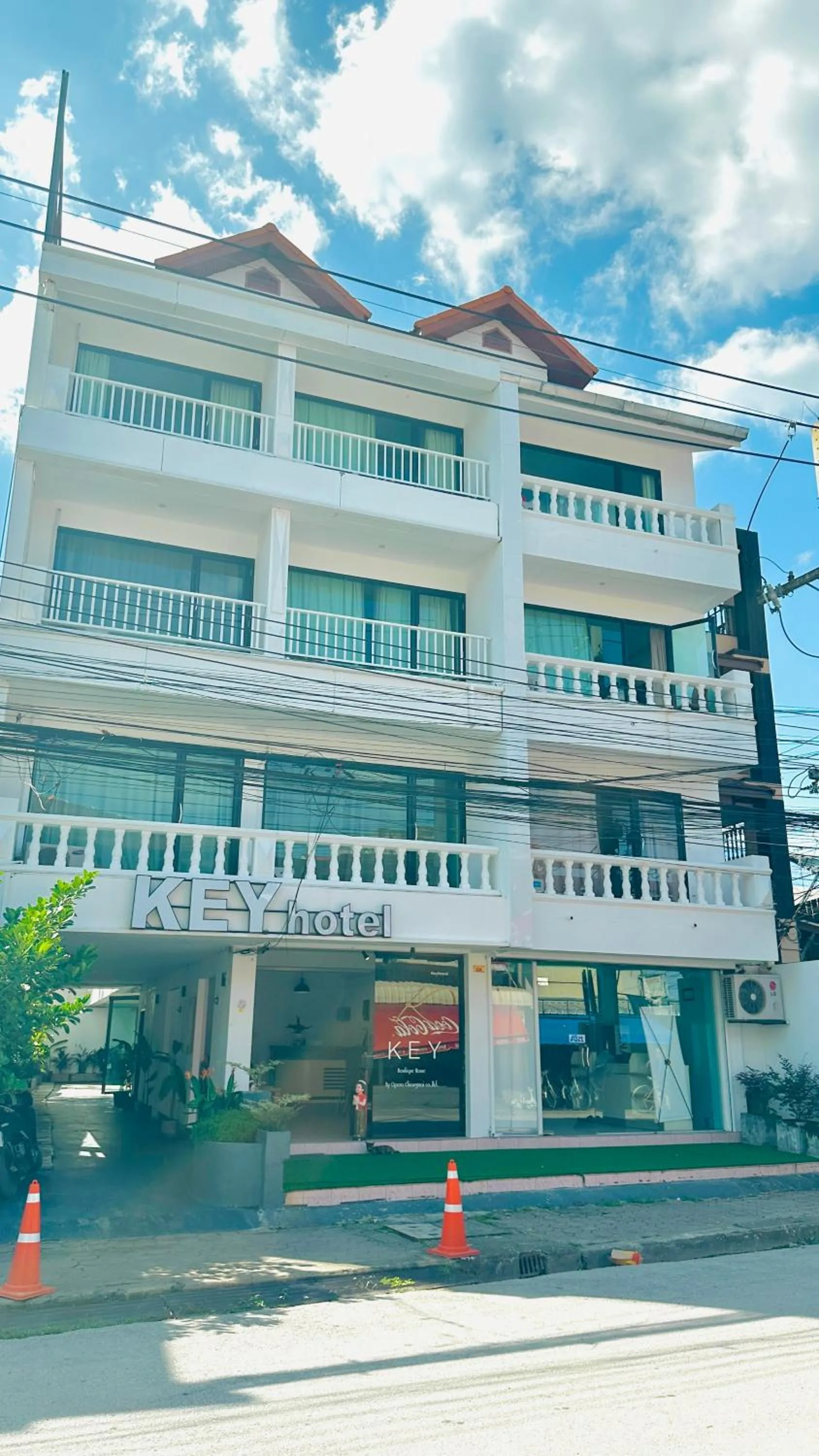 Property building in Key酒店@古城中心店