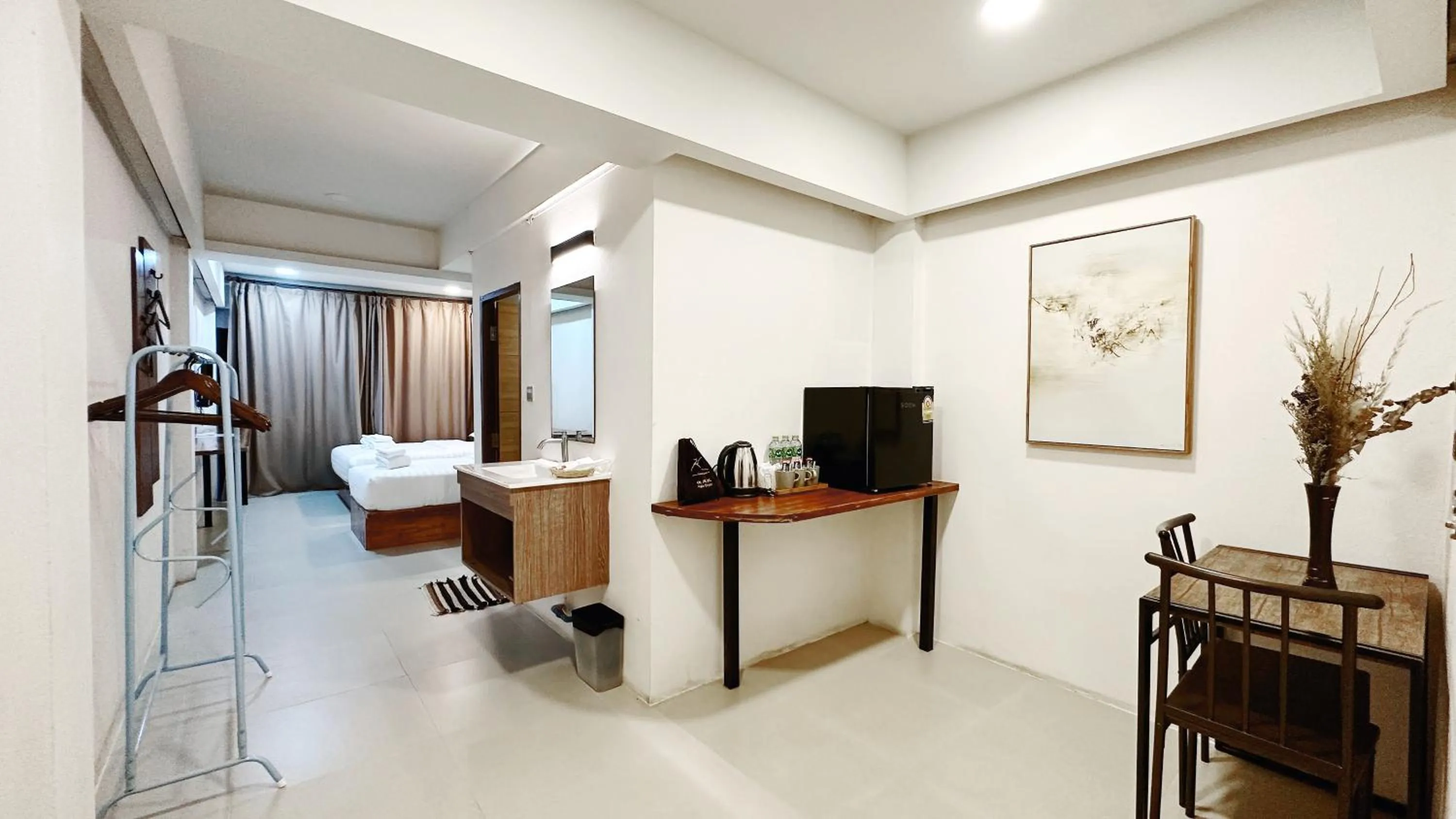 Photo of the whole room, Bed in Key酒店@古城中心店