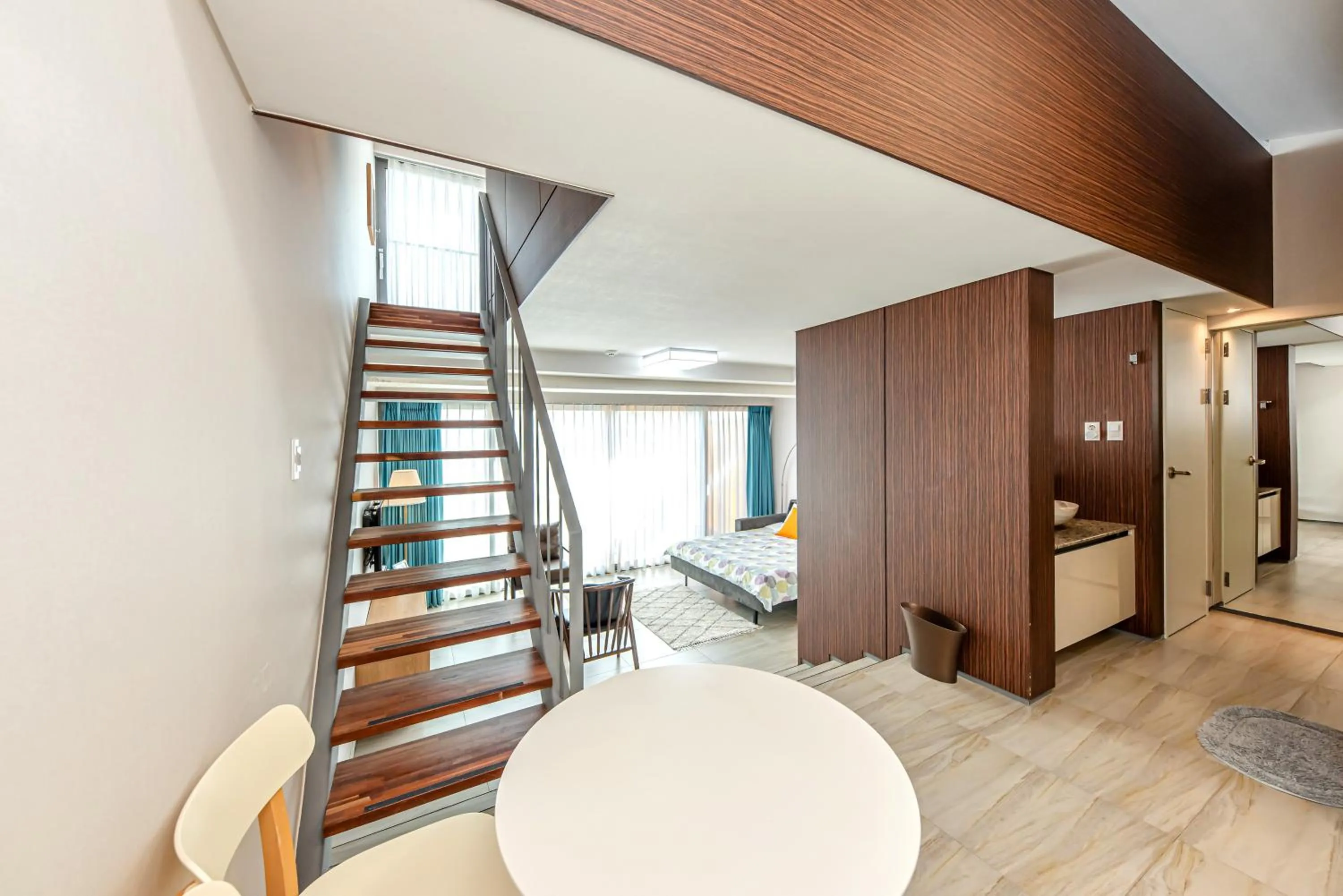 Photo of the whole room in Jeju Bom stay & Art Gallery