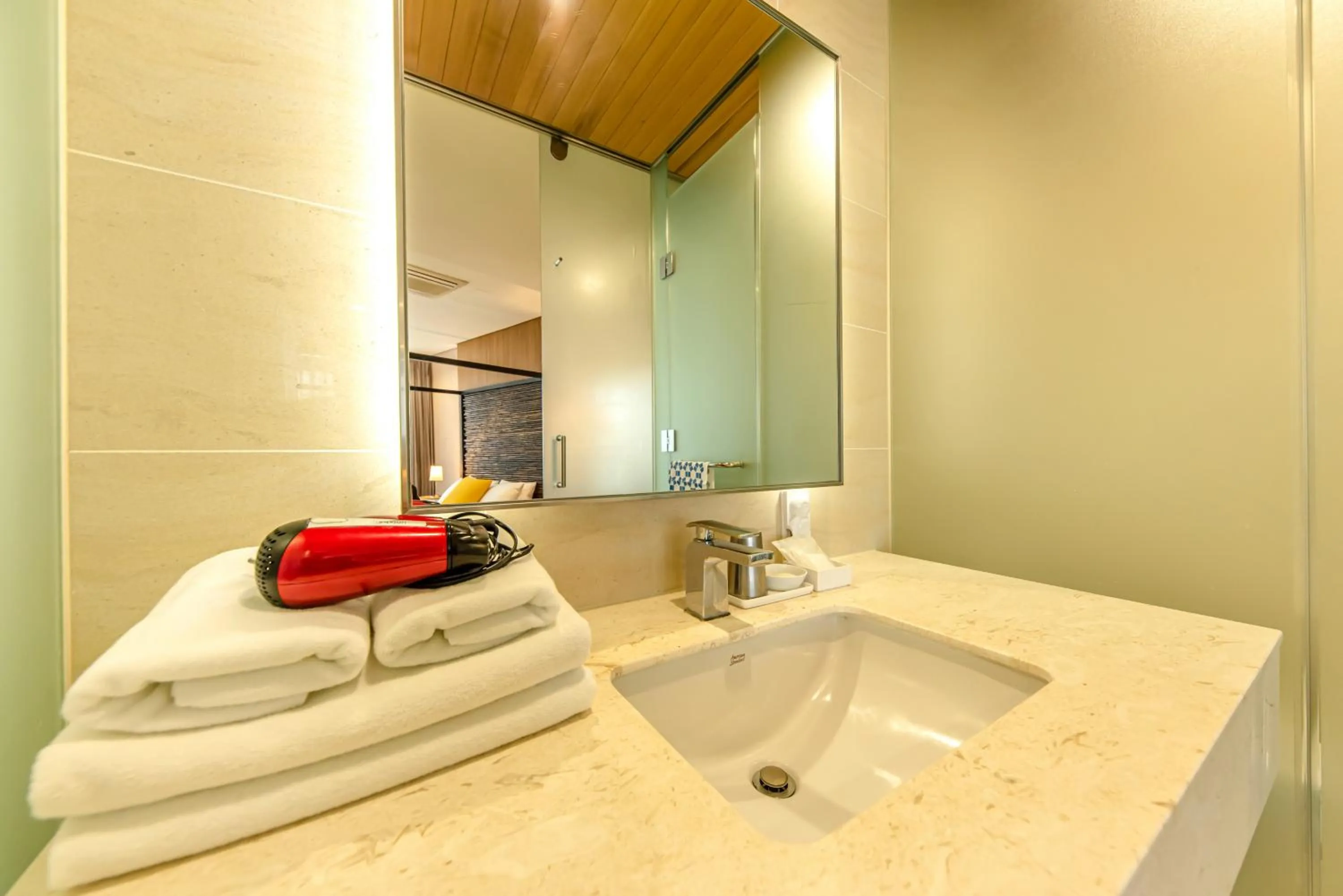 Photo of the whole room in Jeju Bom stay & Art Gallery