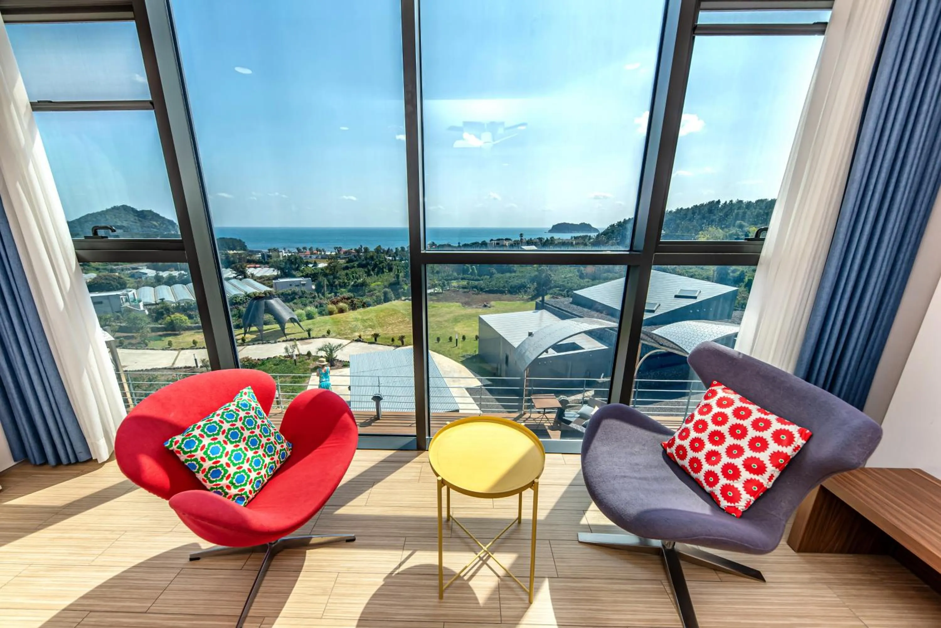 Photo of the whole room in Jeju Bom stay & Art Gallery