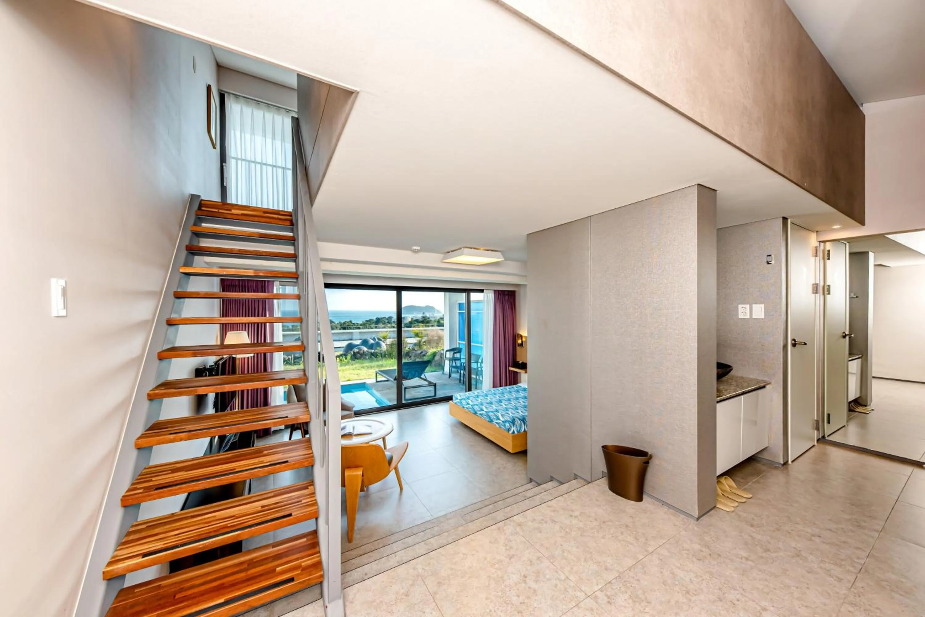 Area and facilities in Jeju Bom stay & Art Gallery