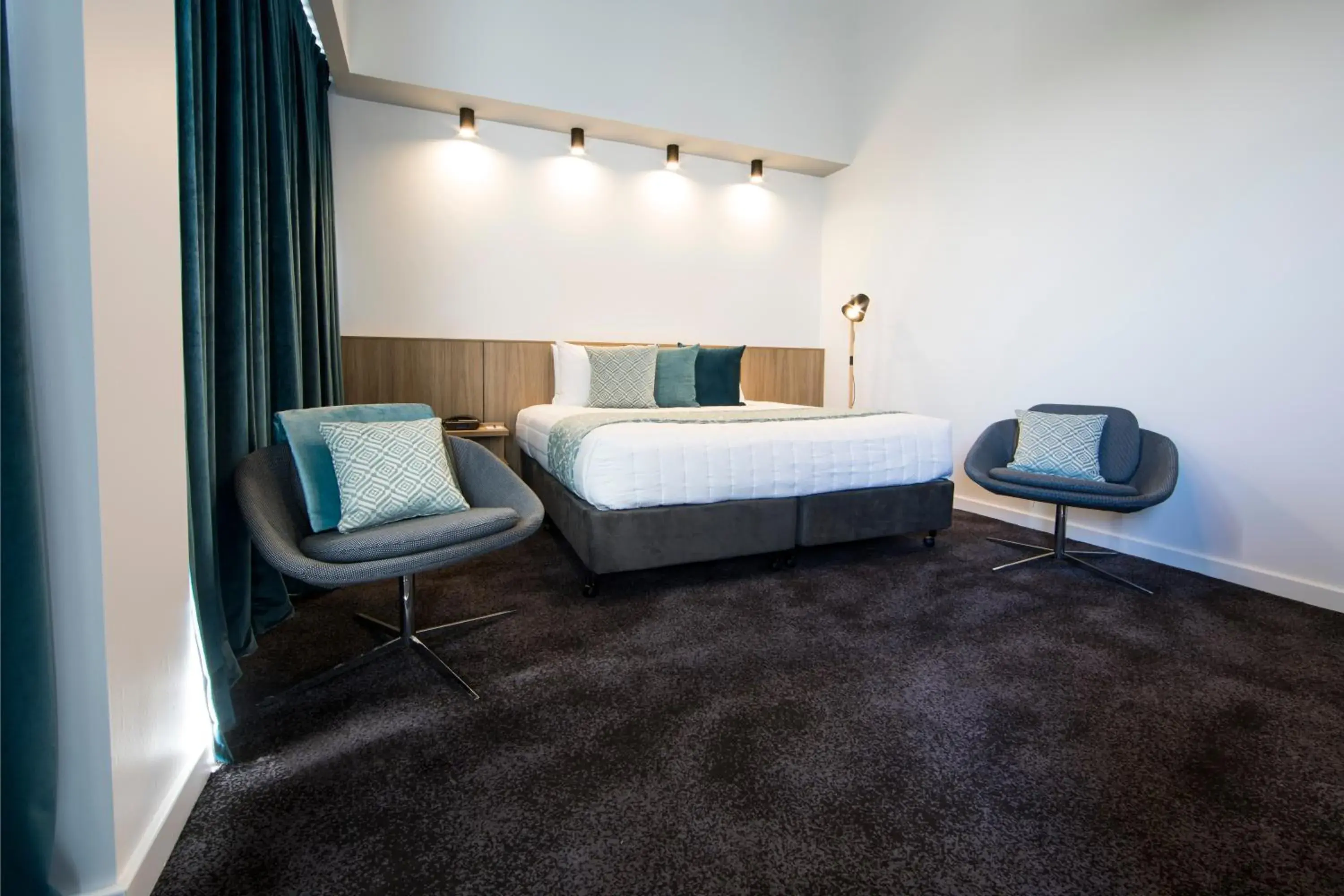 Bed in The Gateway Inn, Newcastle Bed in The Gateway Inn, Newcastle