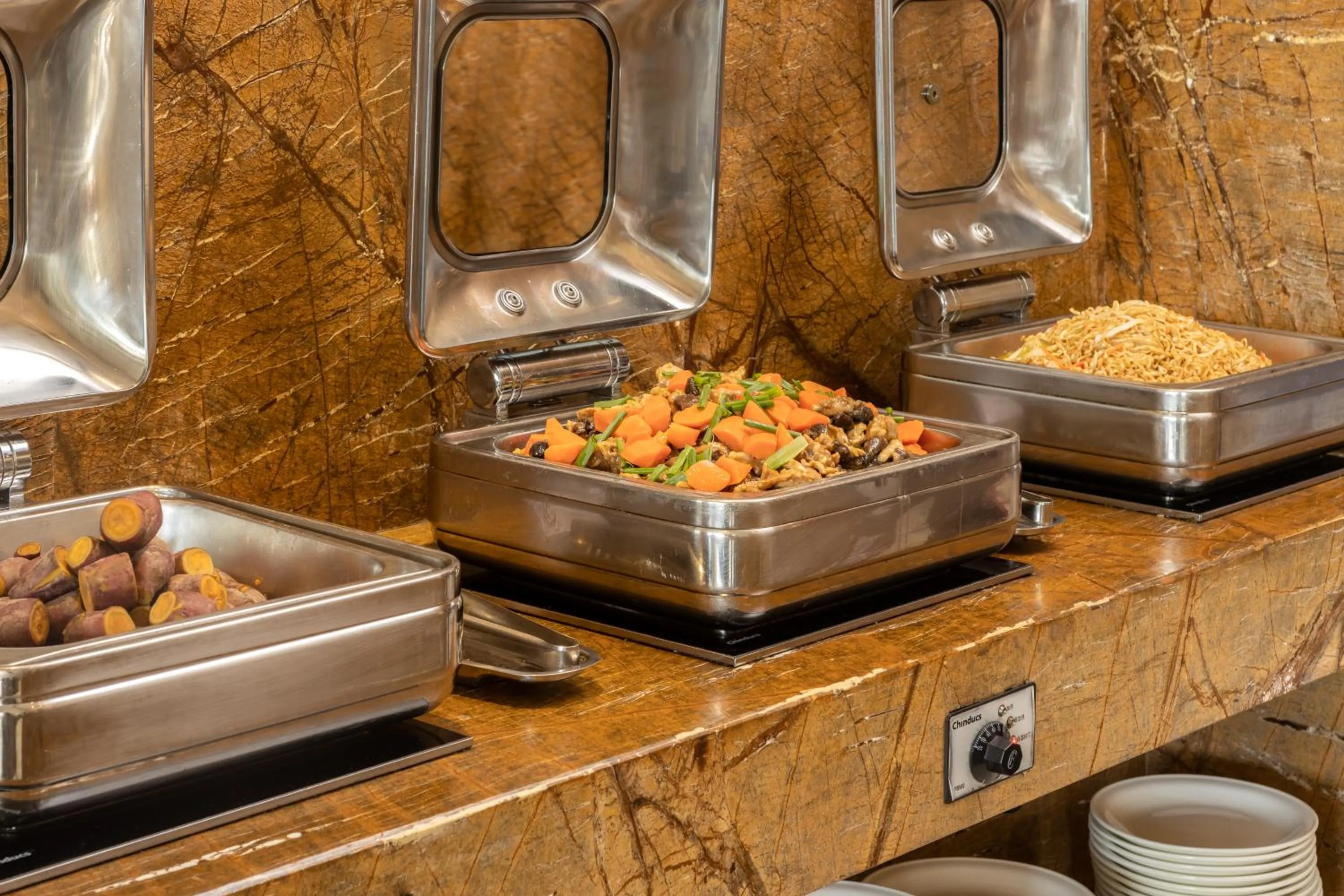 Restaurant/places to eat in Sanya Seacube Holiday Hotel