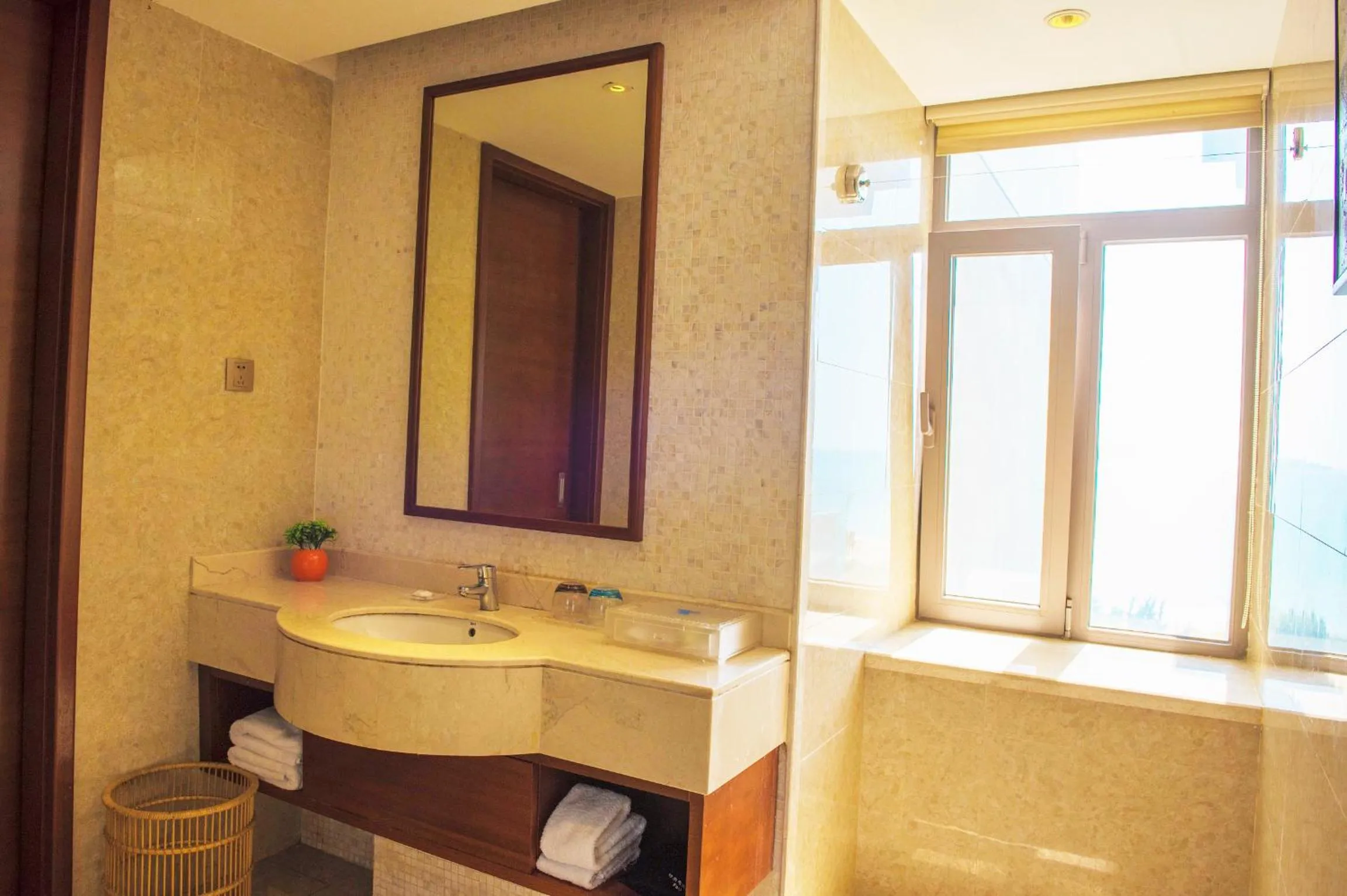 Bathroom in Sanya Seacube Holiday Hotel