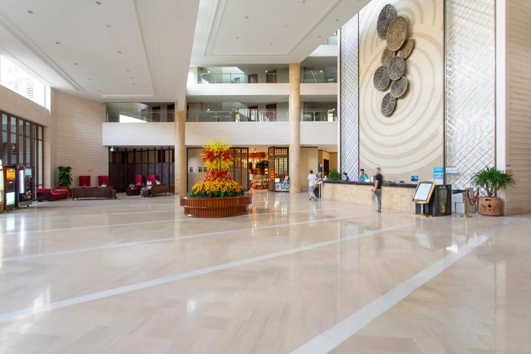 Lobby or reception in Sanya Seacube Holiday Hotel